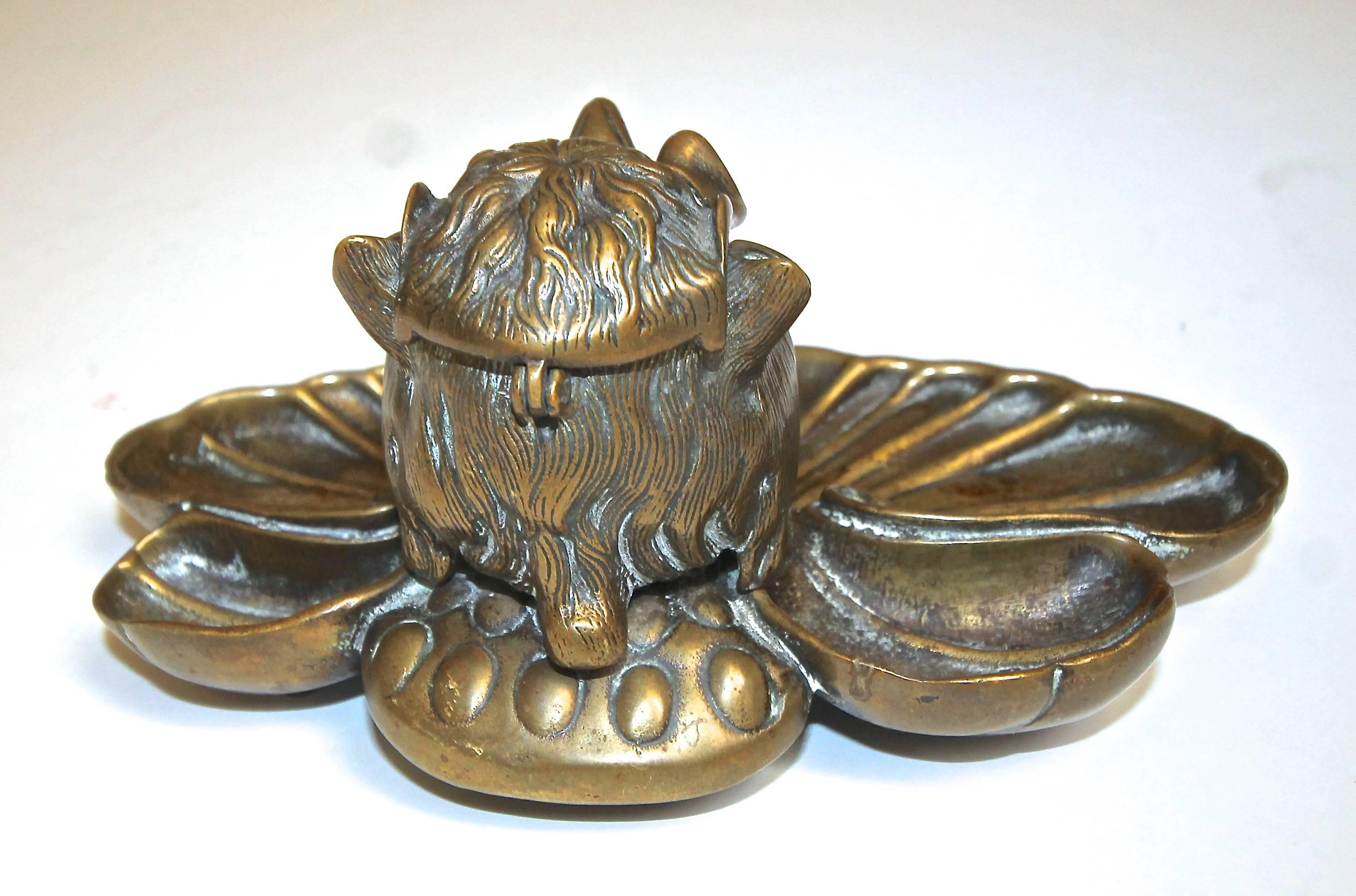 Whimsical English Late 19th Century Bronze Gargoyle on Shell Inkwell 1