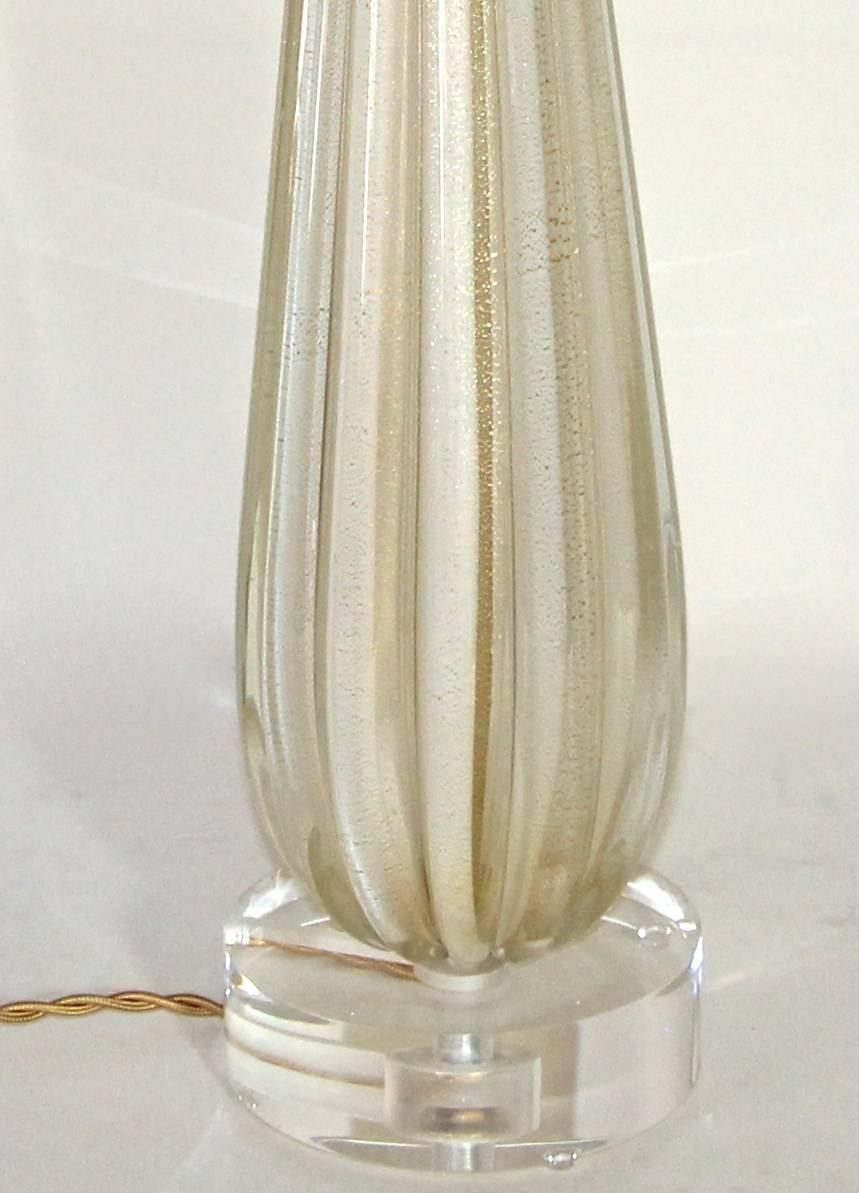 Mid-20th Century Single Tall Barbini Murano Italian White Gold Ribbed Table Lamp