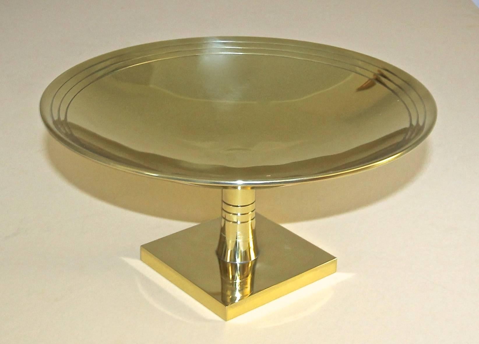 Tommi Parzinger for Dorlyn Large Brass Footed Compote In Good Condition For Sale In Dallas, TX