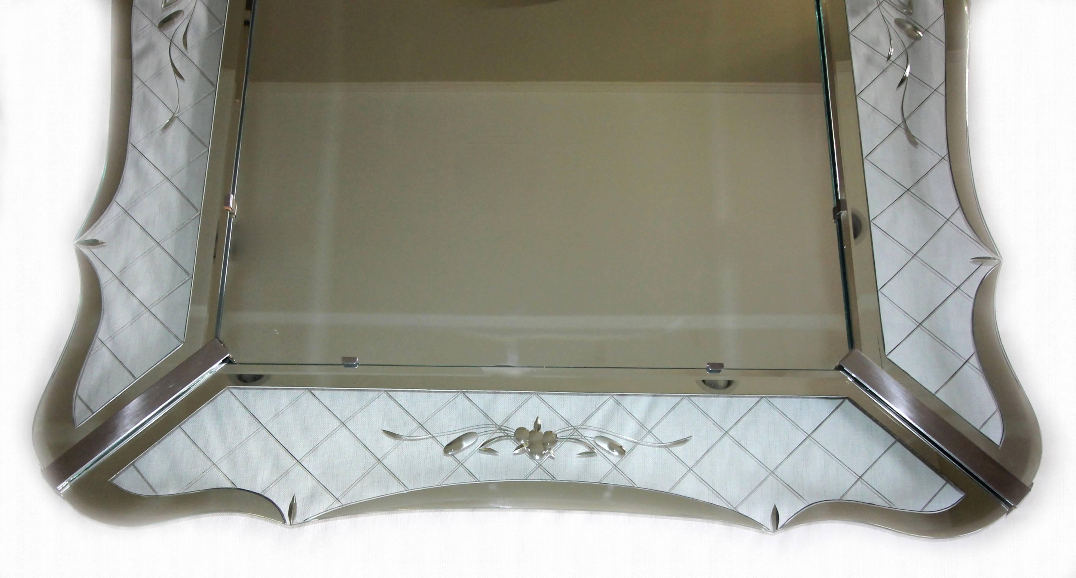 Mid-20th Century Large Wavy Edge Deco Clear Etched Wall Mirror