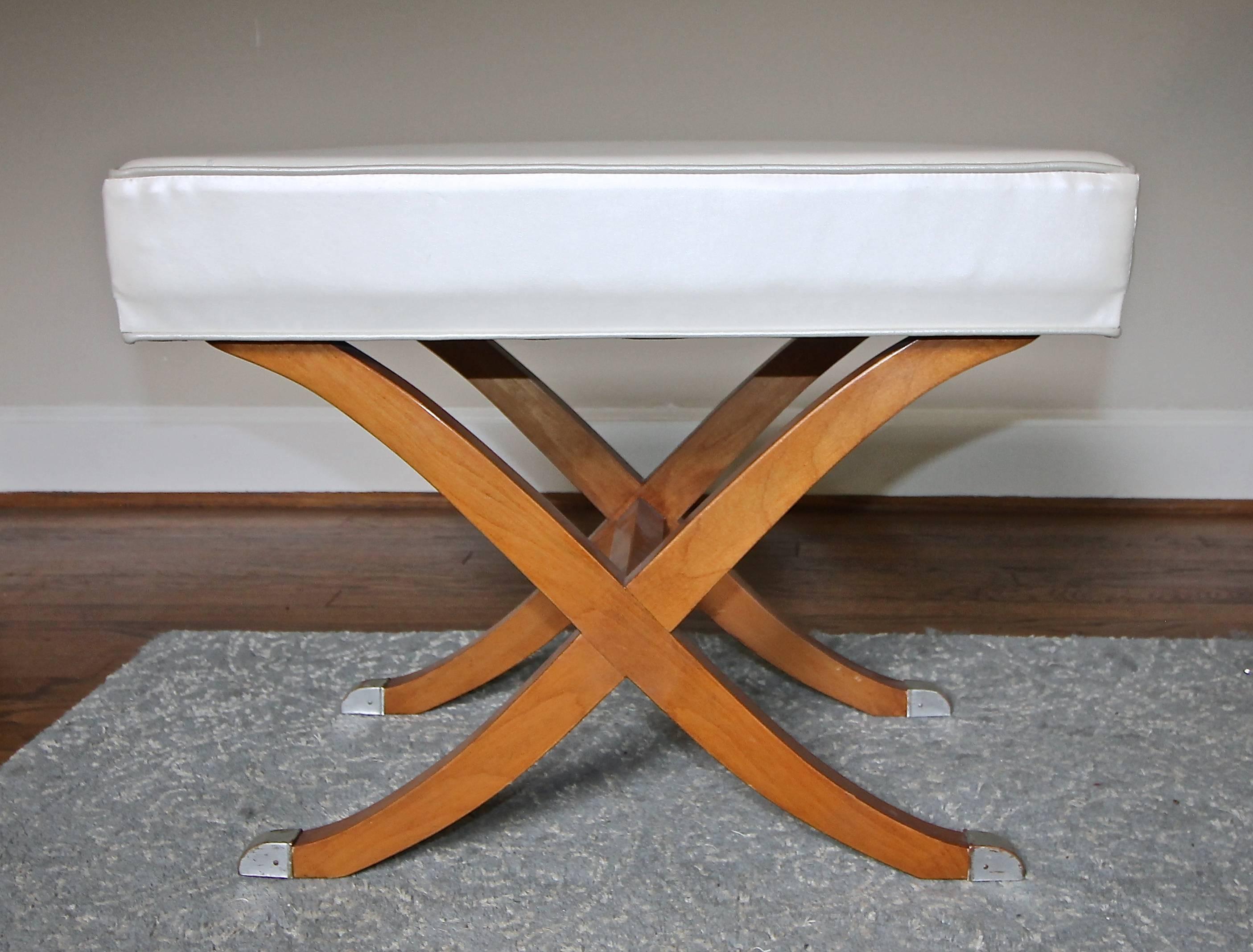 French Deco Style Saber Leg Wood Bench In Good Condition In Dallas, TX