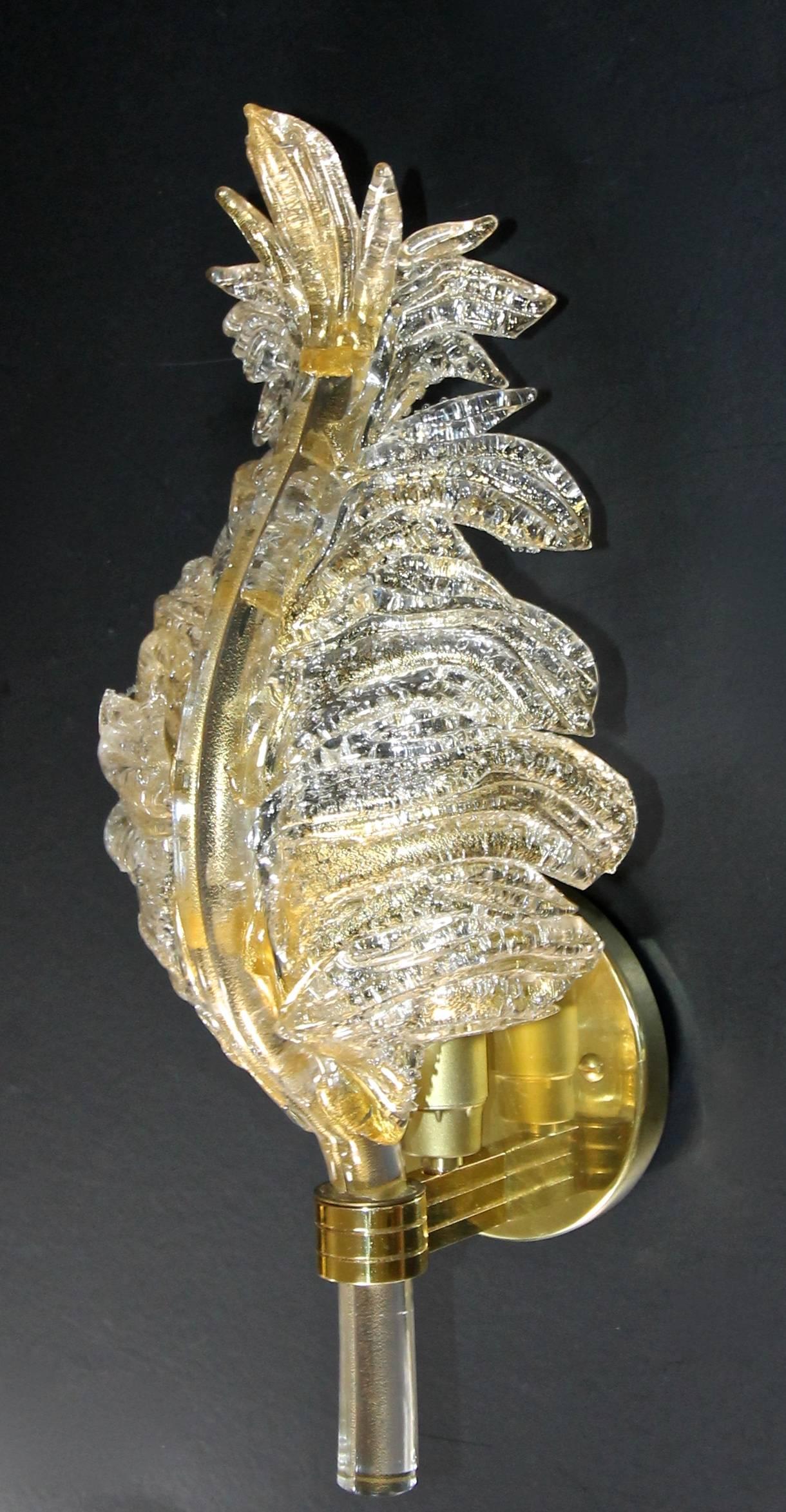 Brass Single Barovier Murano Glass Rugiadoso Leaf Wall Sconce