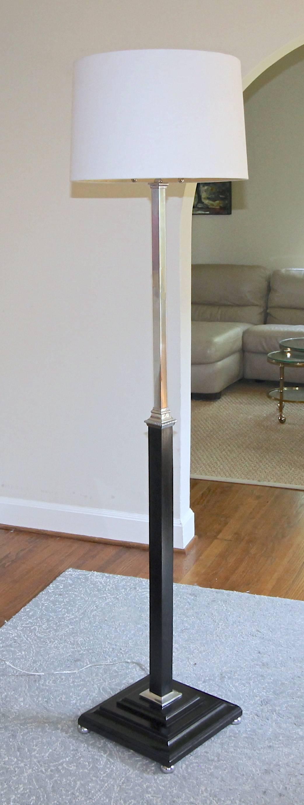 French large-scale modern chrome-plated and newly ebonized lacquered finish wood floor lamp in the manner of Parzinger. Newly wired for US. Shade not include and is shown for photography purposes only.