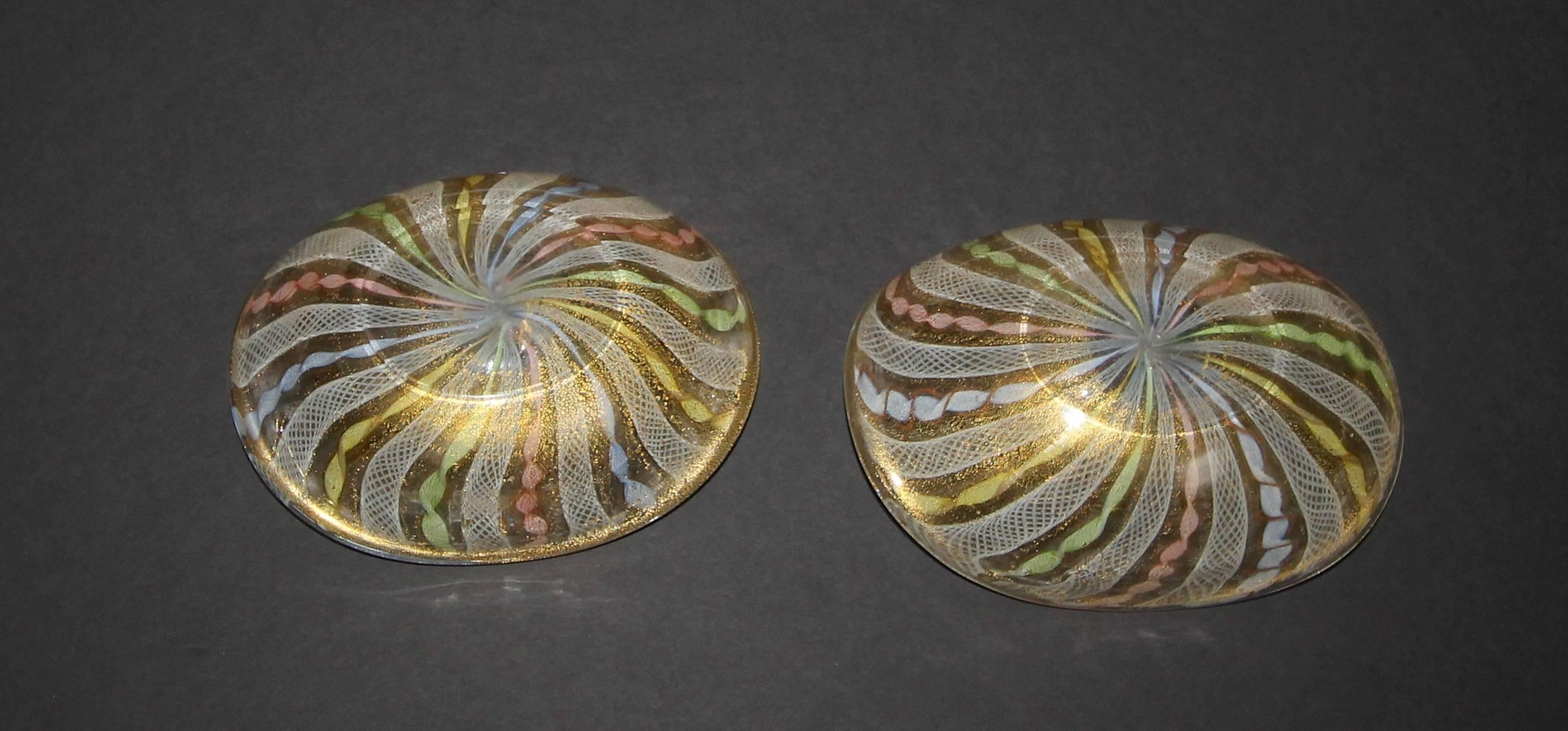 Pair of Murano Latticino Ribbons Glass Bowls For Sale 3