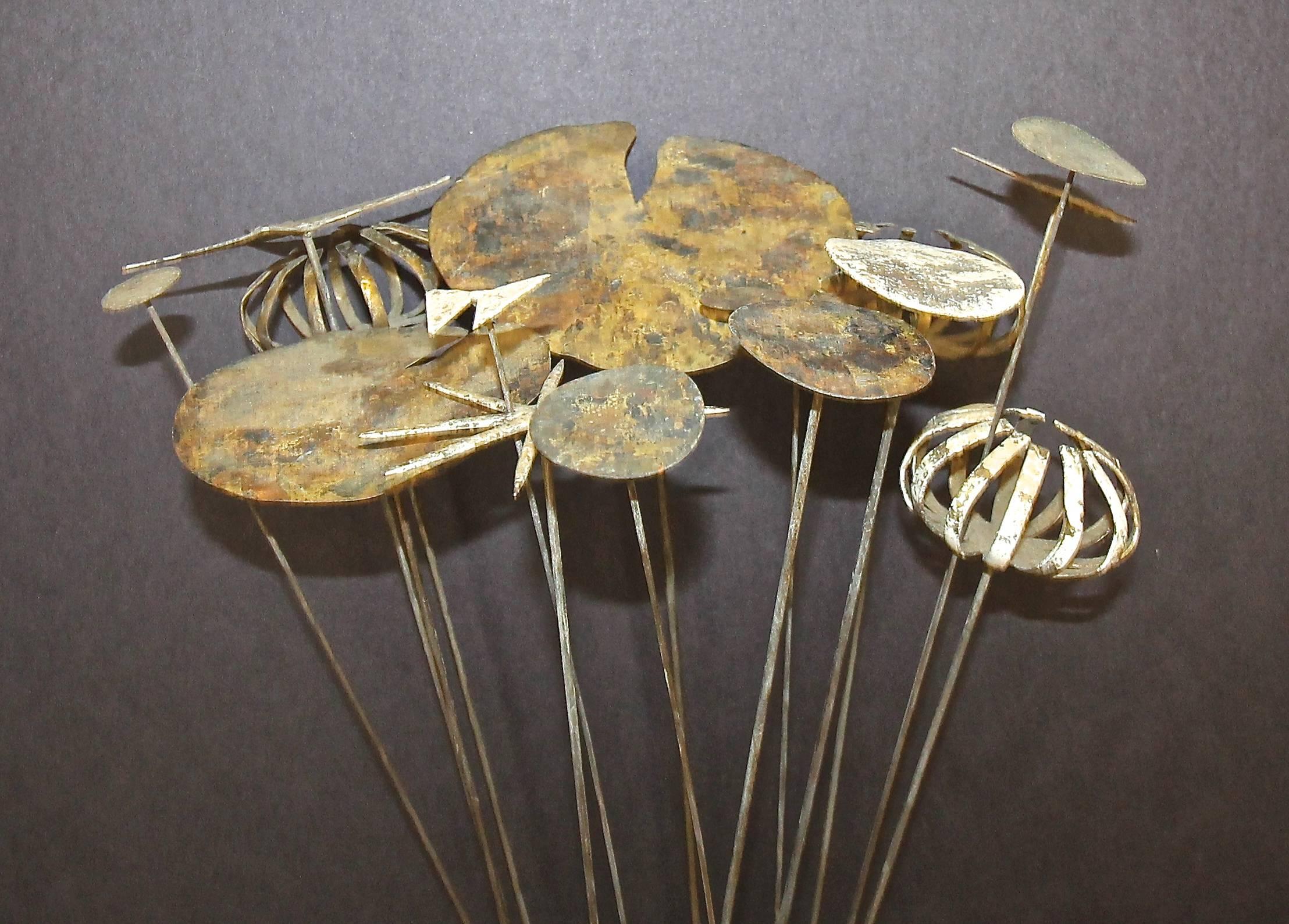 Set of Mid-Century Modern Gilt Metal Floral Bouquet For Sale 1