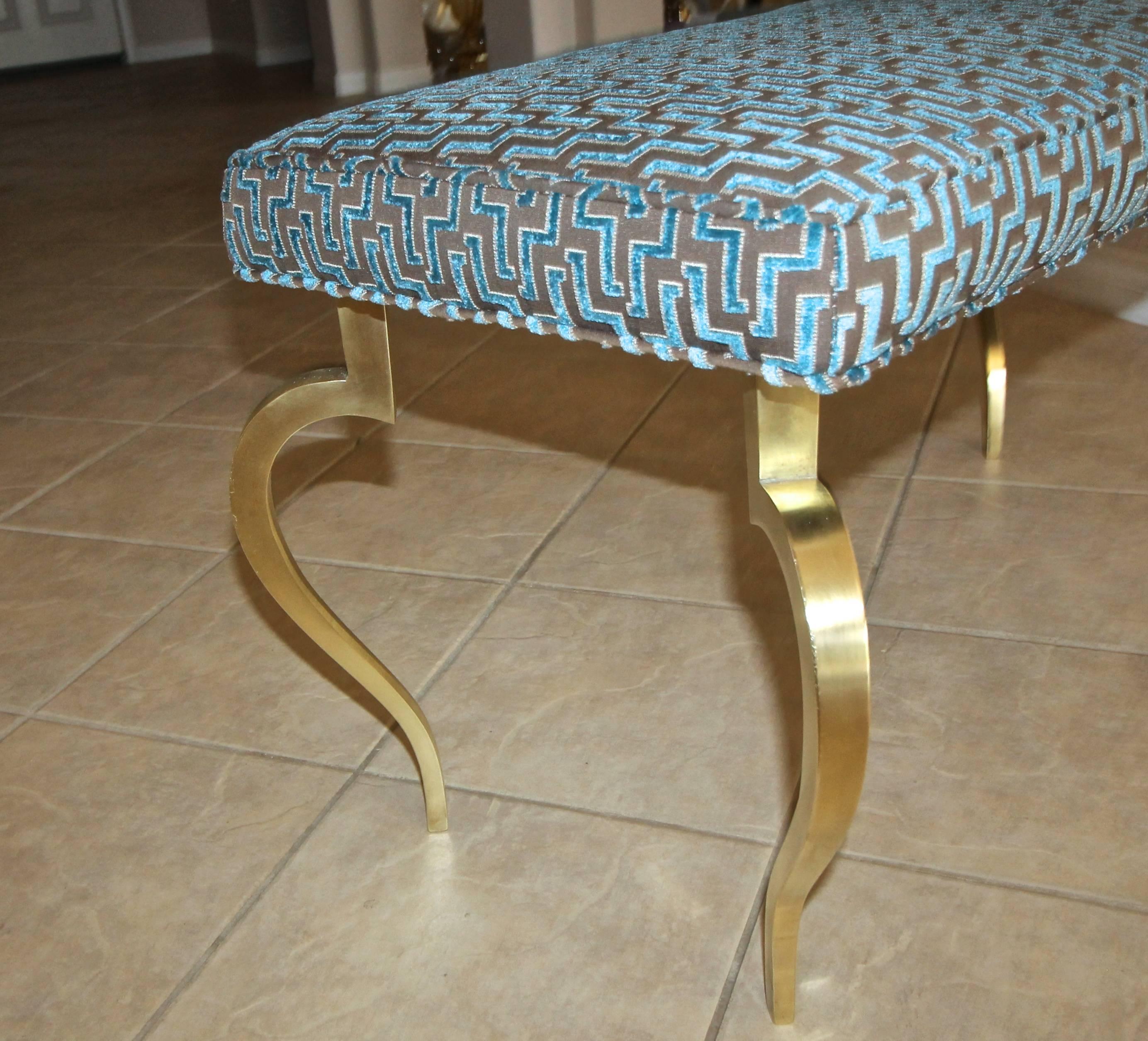 Italian Mid Century Modernist Cabriole Leg Brass Bench In Good Condition For Sale In Palm Springs, CA