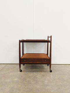 Carrello vintage in teak in stile Mid-Century Modern di White & Newton