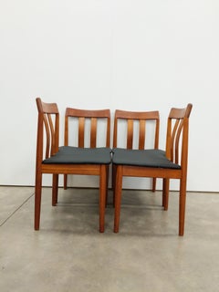 Set of 4 Vintage Vamdrup Stolefabrik Danish Modern Teak Dining Chairs