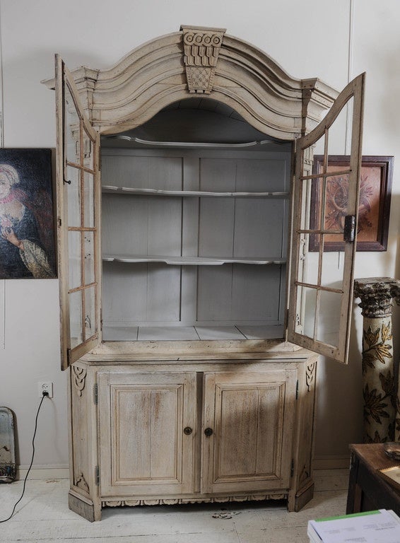 French 18th.Cent.Cabinet For Sale 2