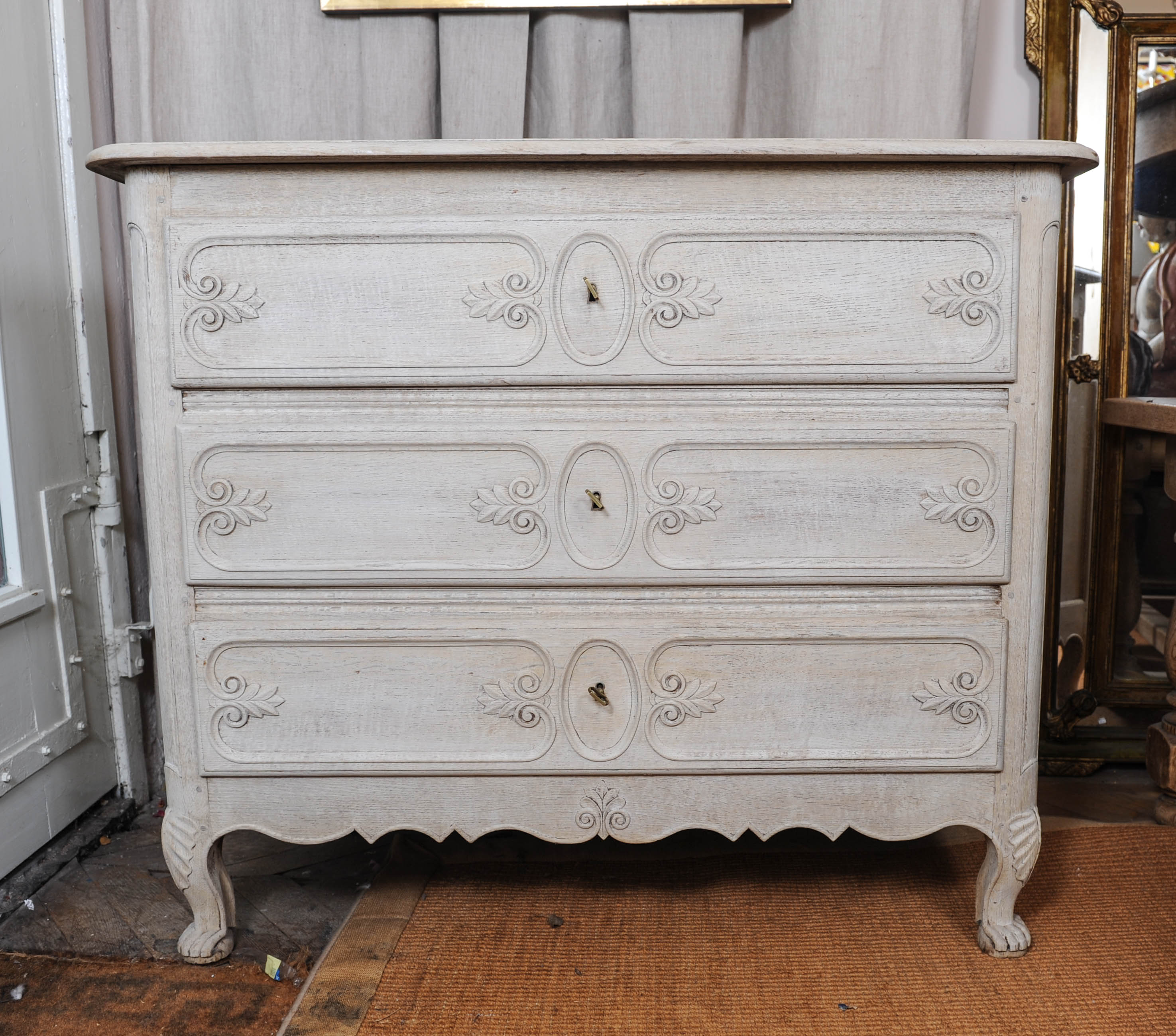 18th.Century French louis Seize Commode For Sale