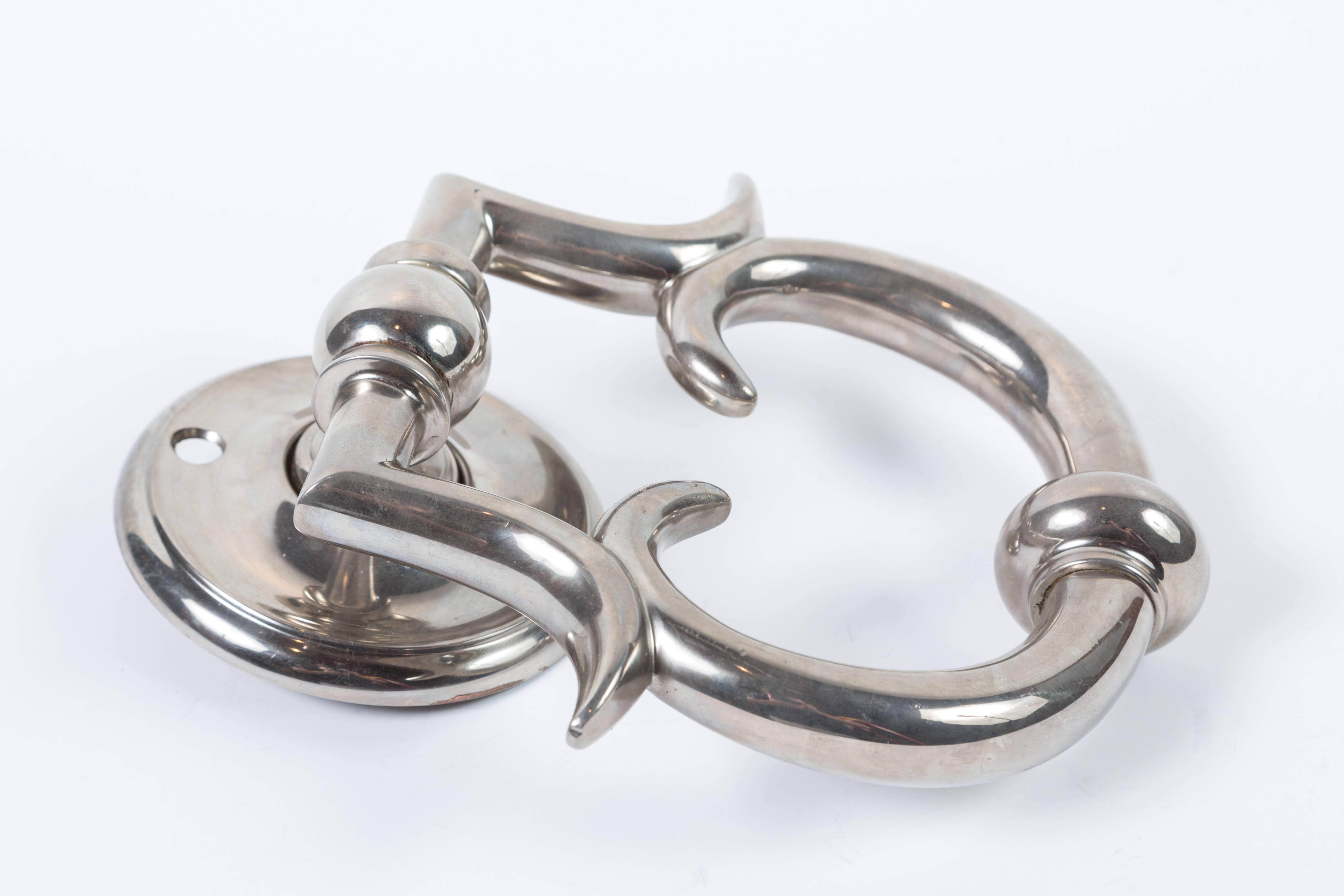 italien Poignée de porte en nickel massif en vente
