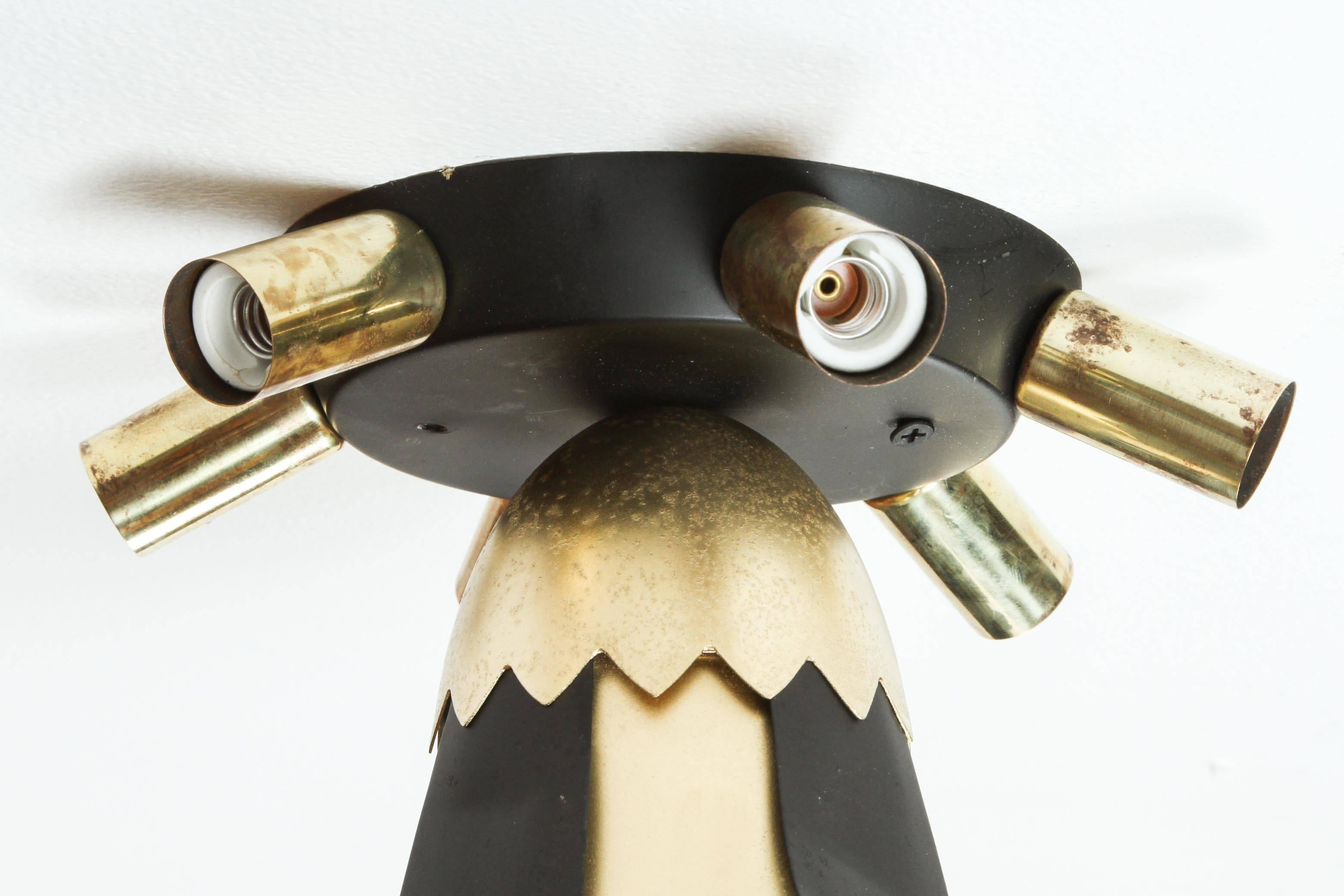 Milieu du XXe siècle Luminaire à montage encastré à pétales dans le style de Lightolier en vente