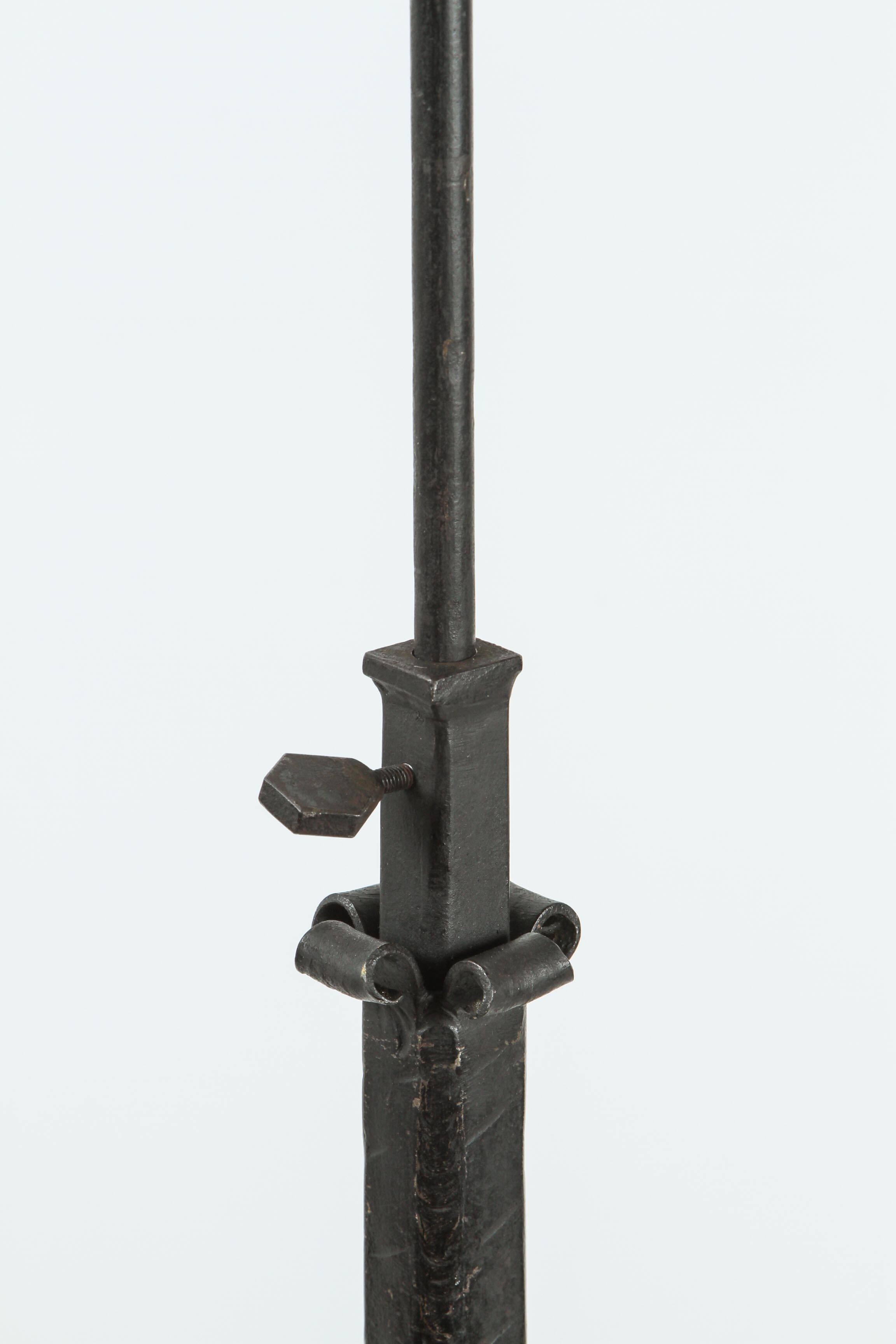 Mid-20th Century Adjustable Italian Iron Floor Lamp