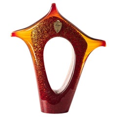 Escultura abstracta roja de mediados de siglo en cristal de Murano con incrustaciones de pan de oro, años 60
