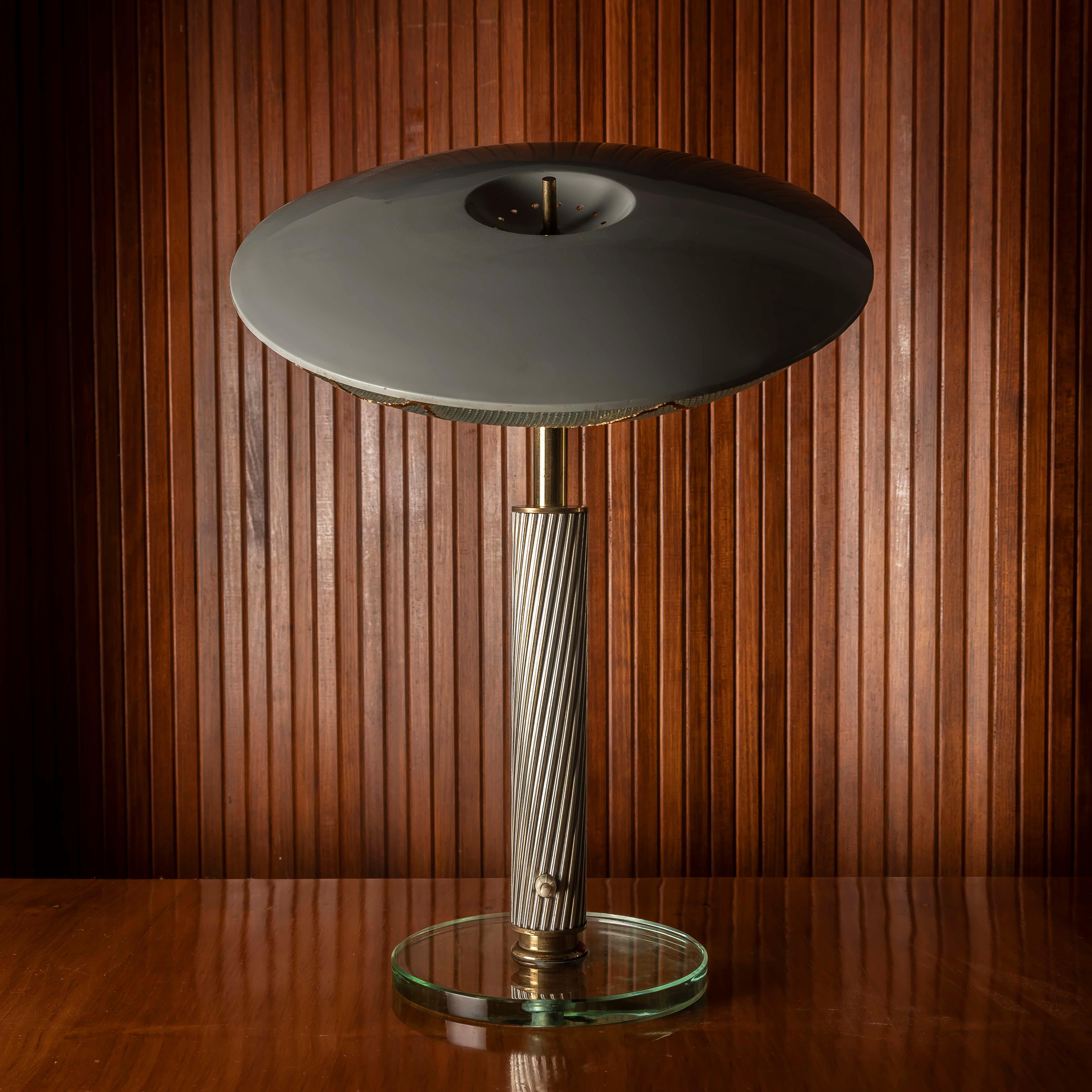 Italian Rare Pietro Chiesa Table Lamp for Fontana Arte, 1950s – Restored with Kintsugi For Sale