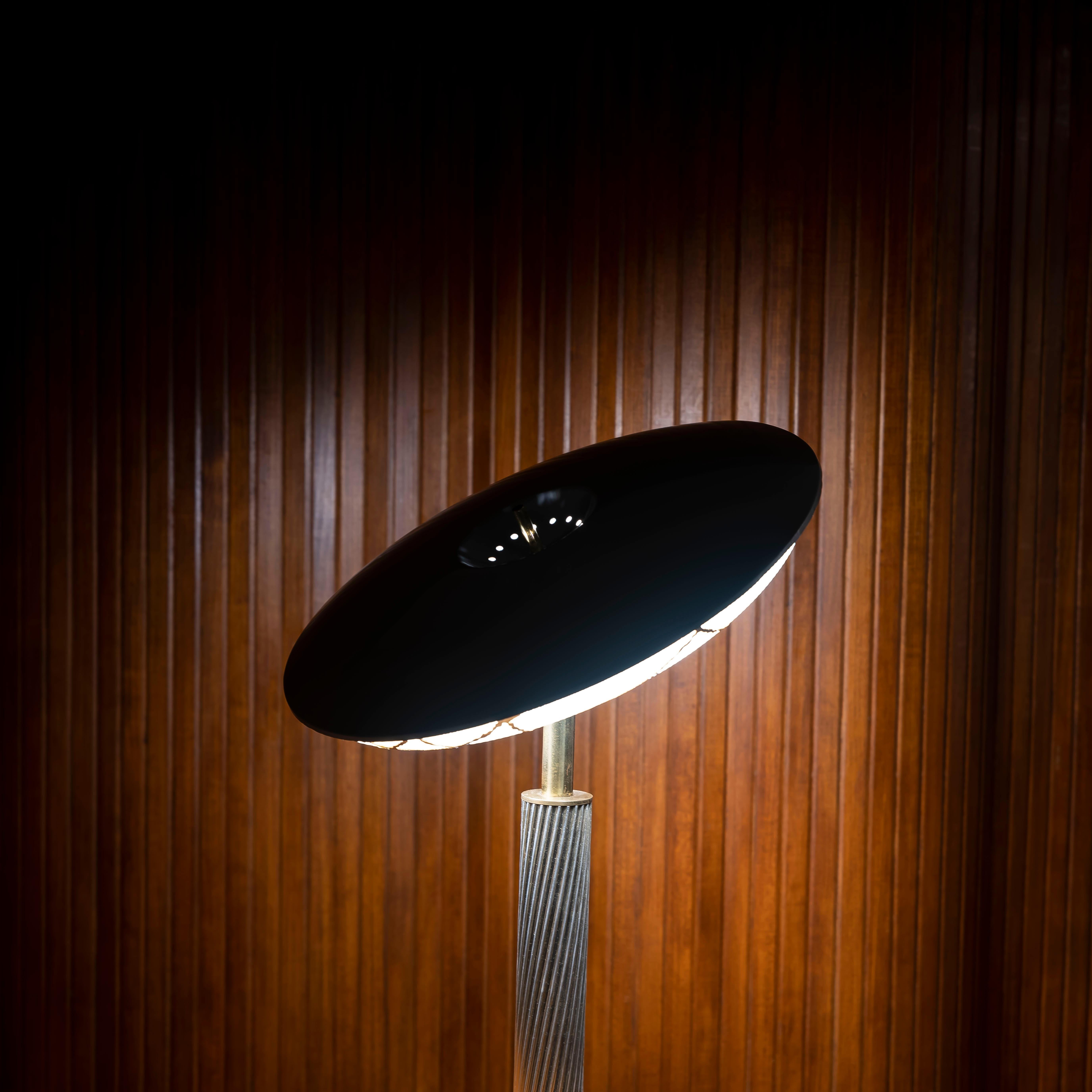 Rare Pietro Chiesa Table Lamp for Fontana Arte, 1950s – Restored with Kintsugi For Sale 7