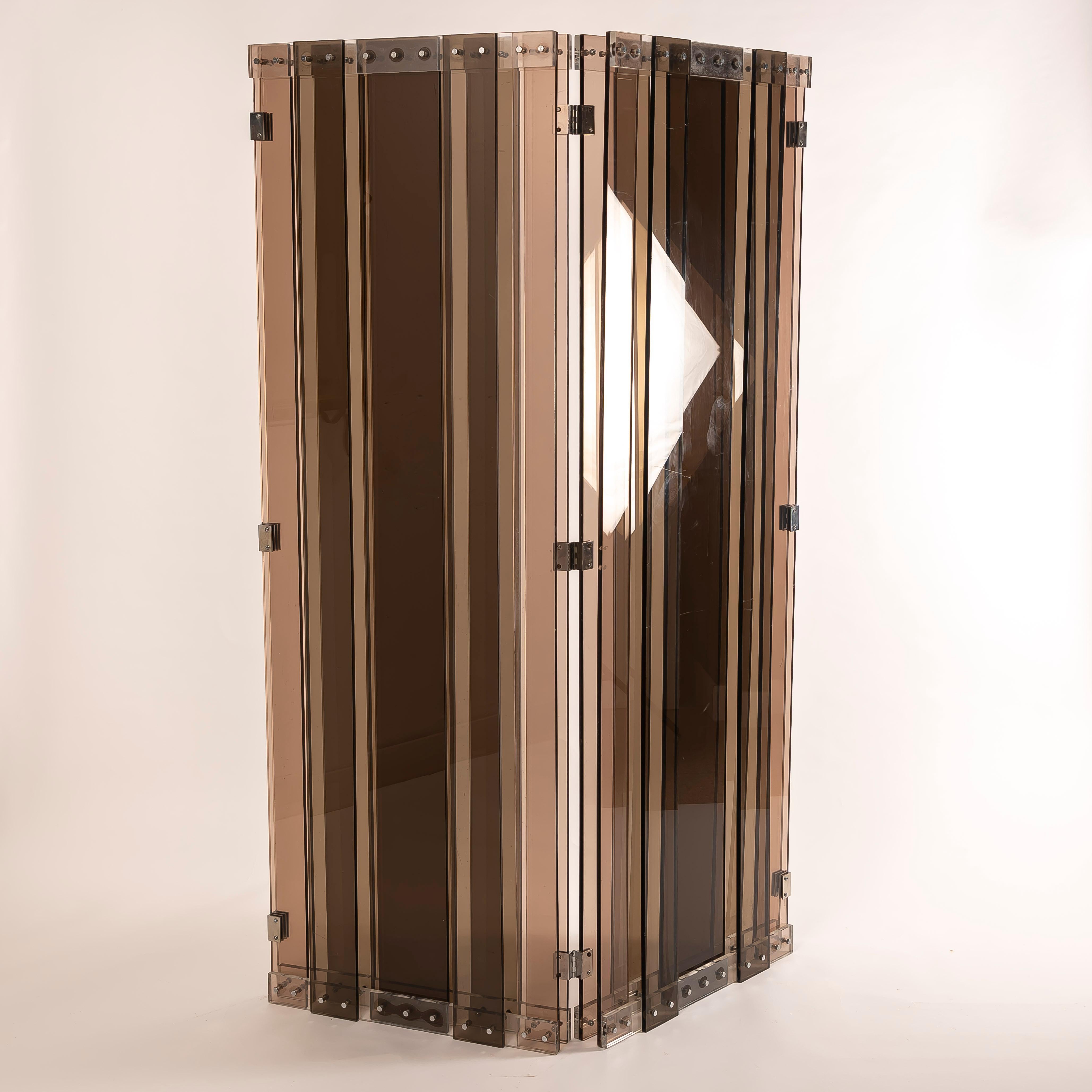 Français Vintage French 4-Panel Screen by Philippe Jean, 1970s - Plexiglas fumé en vente