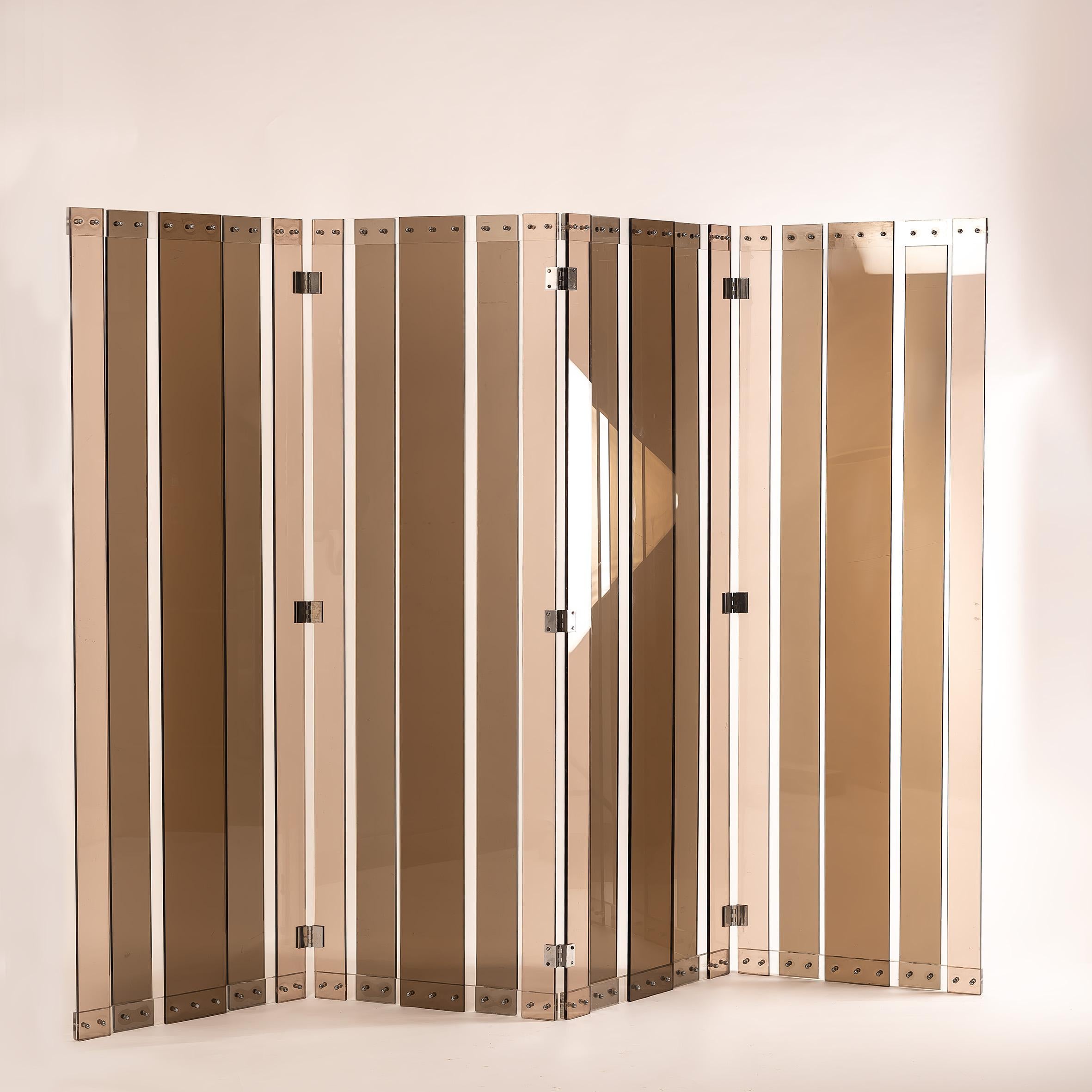 Ère spatiale Vintage French 4-Panel Screen by Philippe Jean, 1970s - Plexiglas fumé en vente