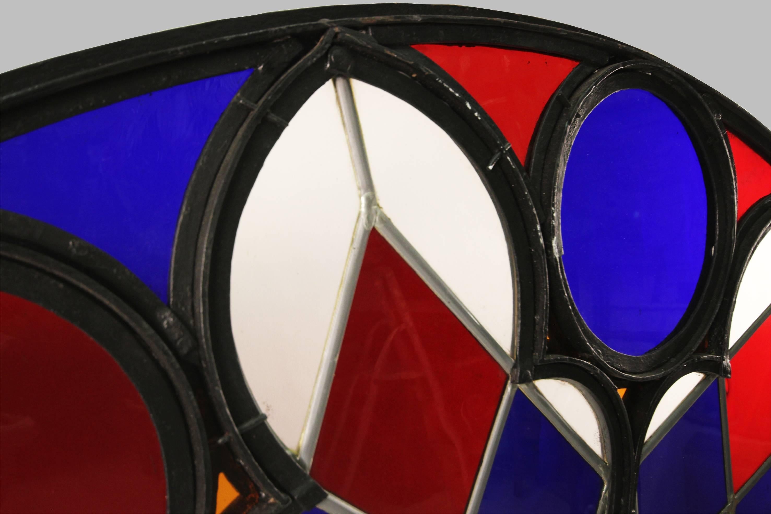 Rare Stained Glass Ceiling Rose, France 19th Century In Excellent Condition In Paris, FR