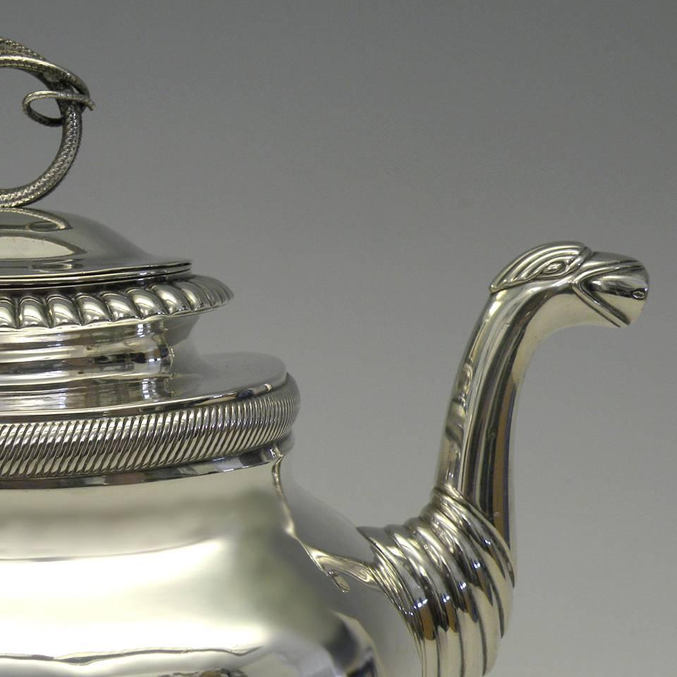 Gorgeous Sterling Coffee Pot by Albertus Homan Circa 1830s In Good Condition For Sale In Litchfield, CT