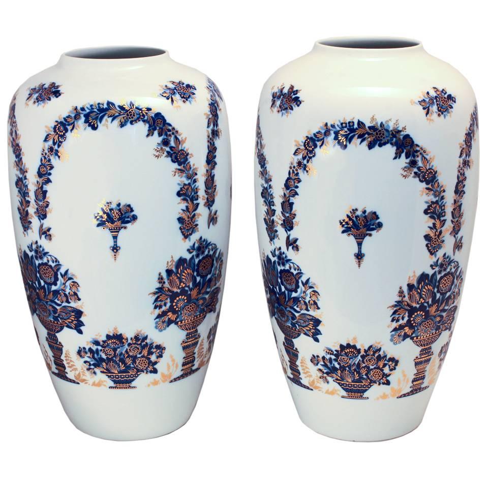 Pair of Monumental Heinrich Porcelain Palace Vases 2