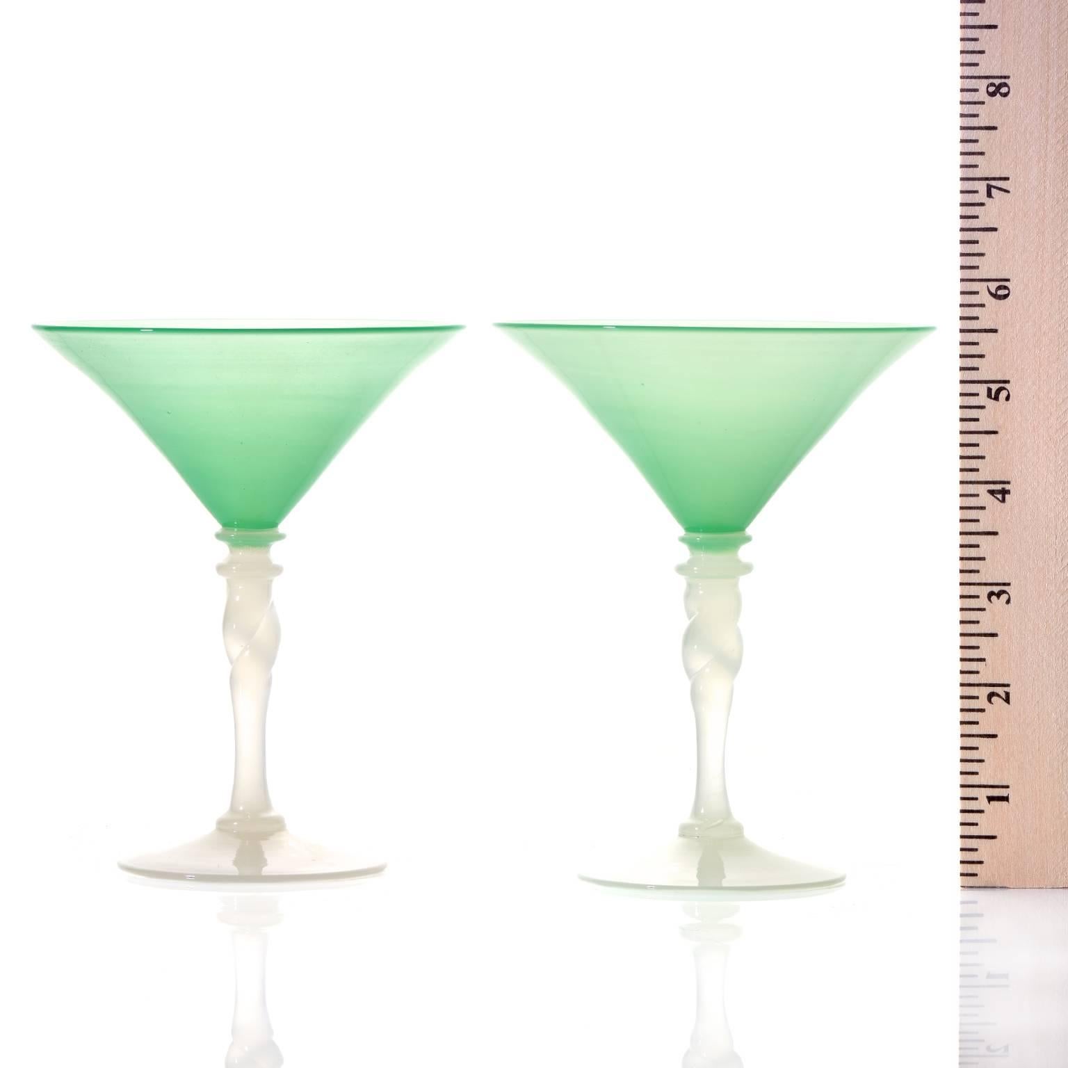 Steuben Art Deco Jade Grüne Martini-Gläser im Zustand „Hervorragend“ im Angebot in Litchfield, CT