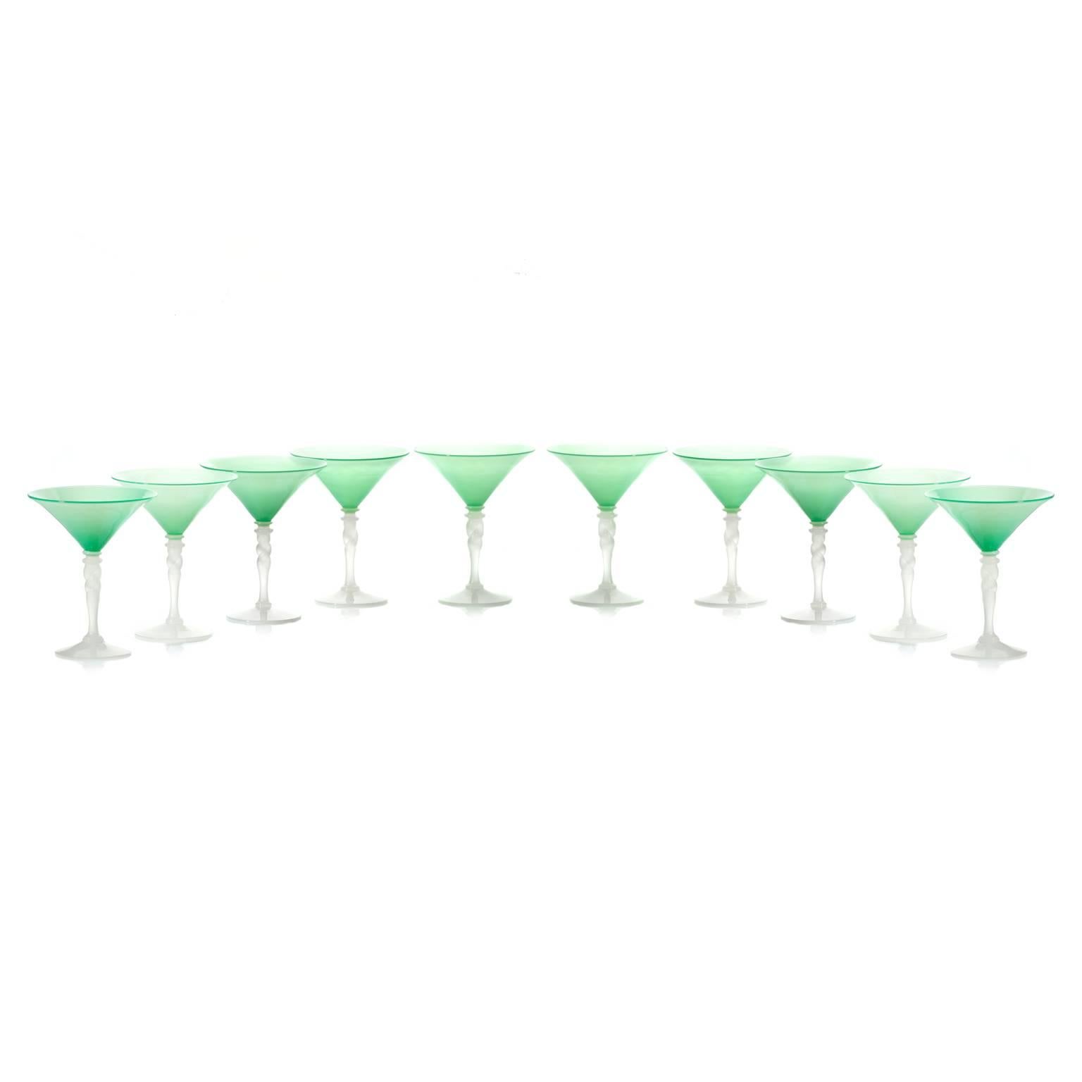 Copas de Martini Steuben Art Decó Jade Verde Vidrio en venta