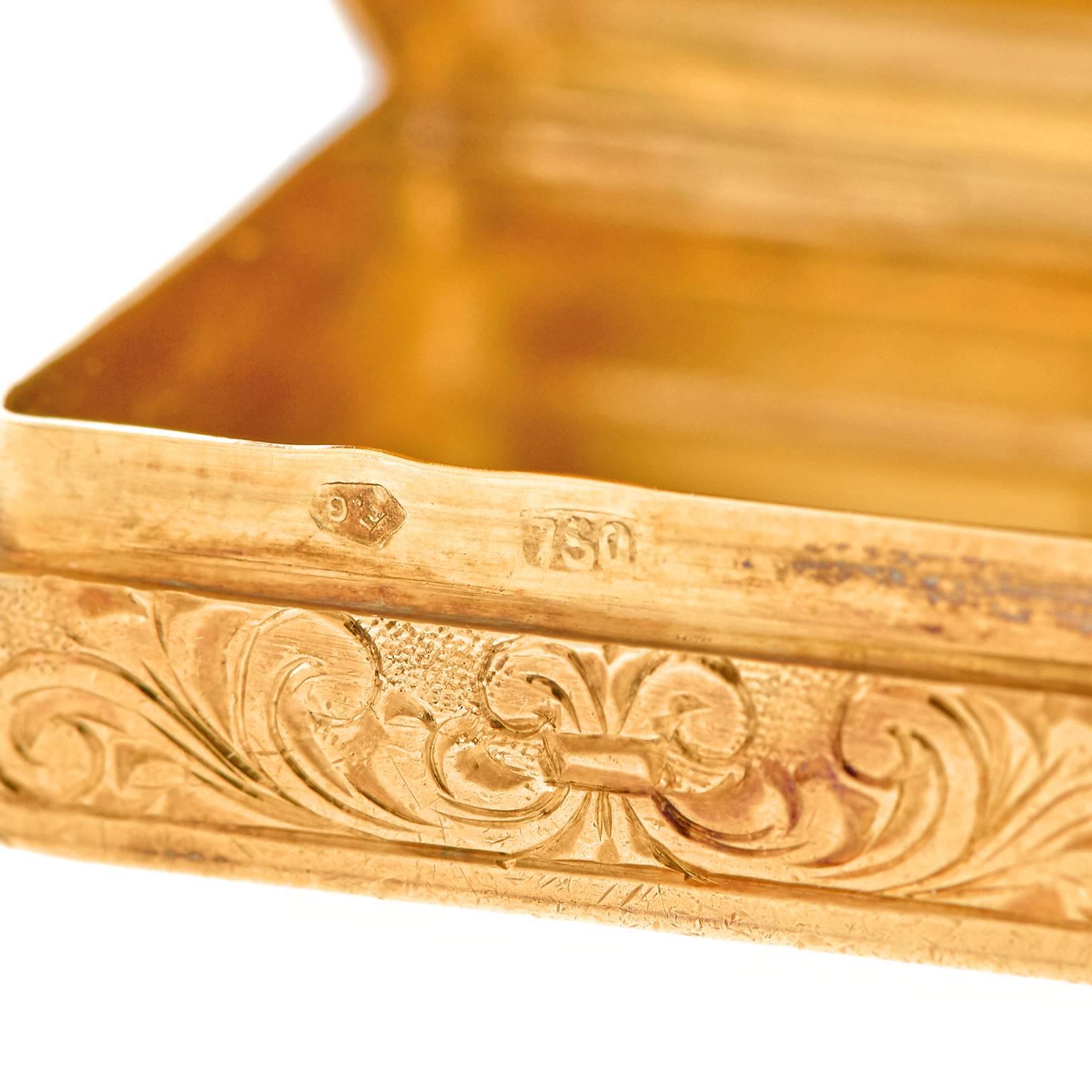 Early 20th Century Art Deco Gold Pill Box