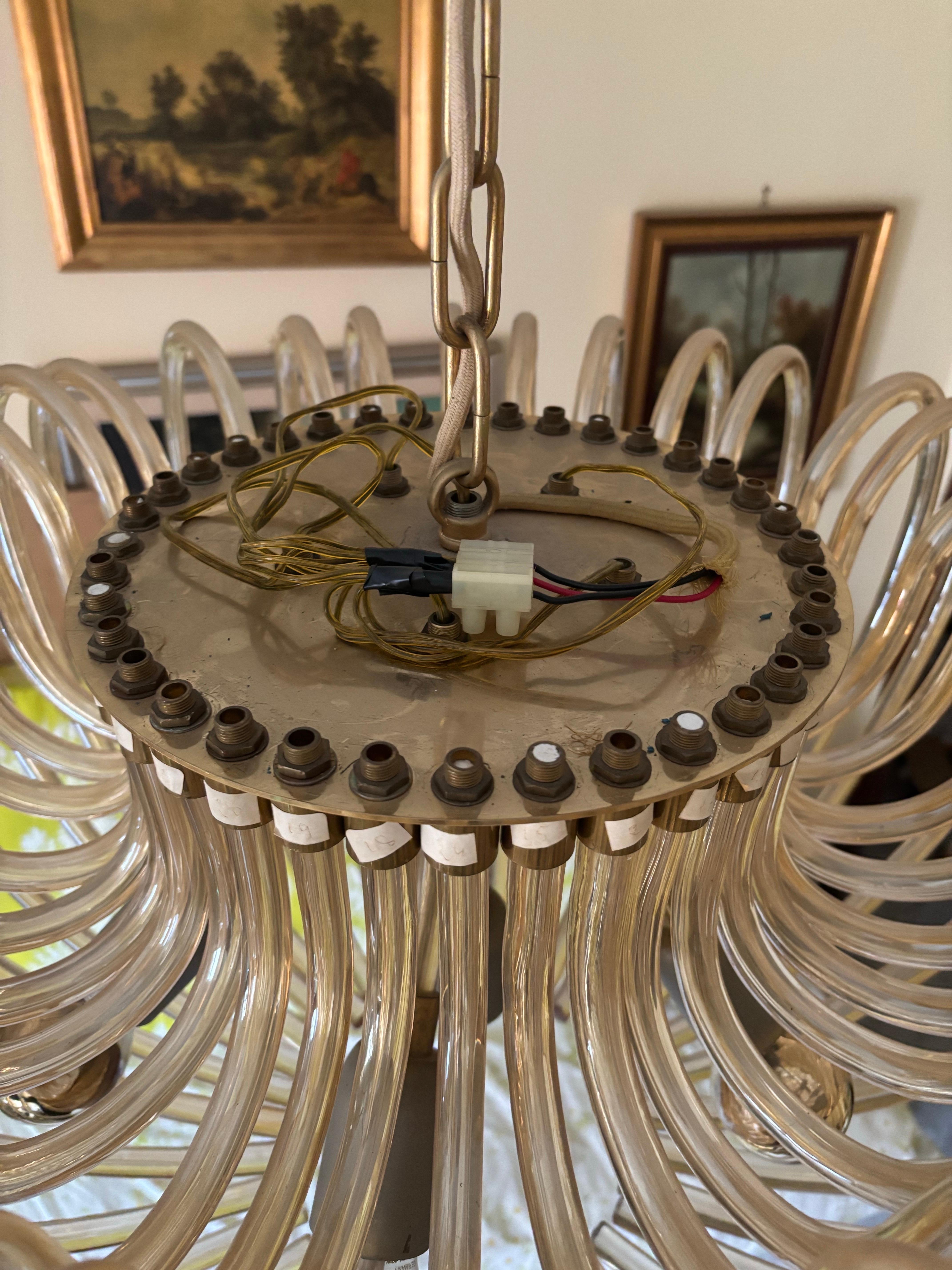 Venini mid-century Murano glass ''Champagne'' chandelier. 3
