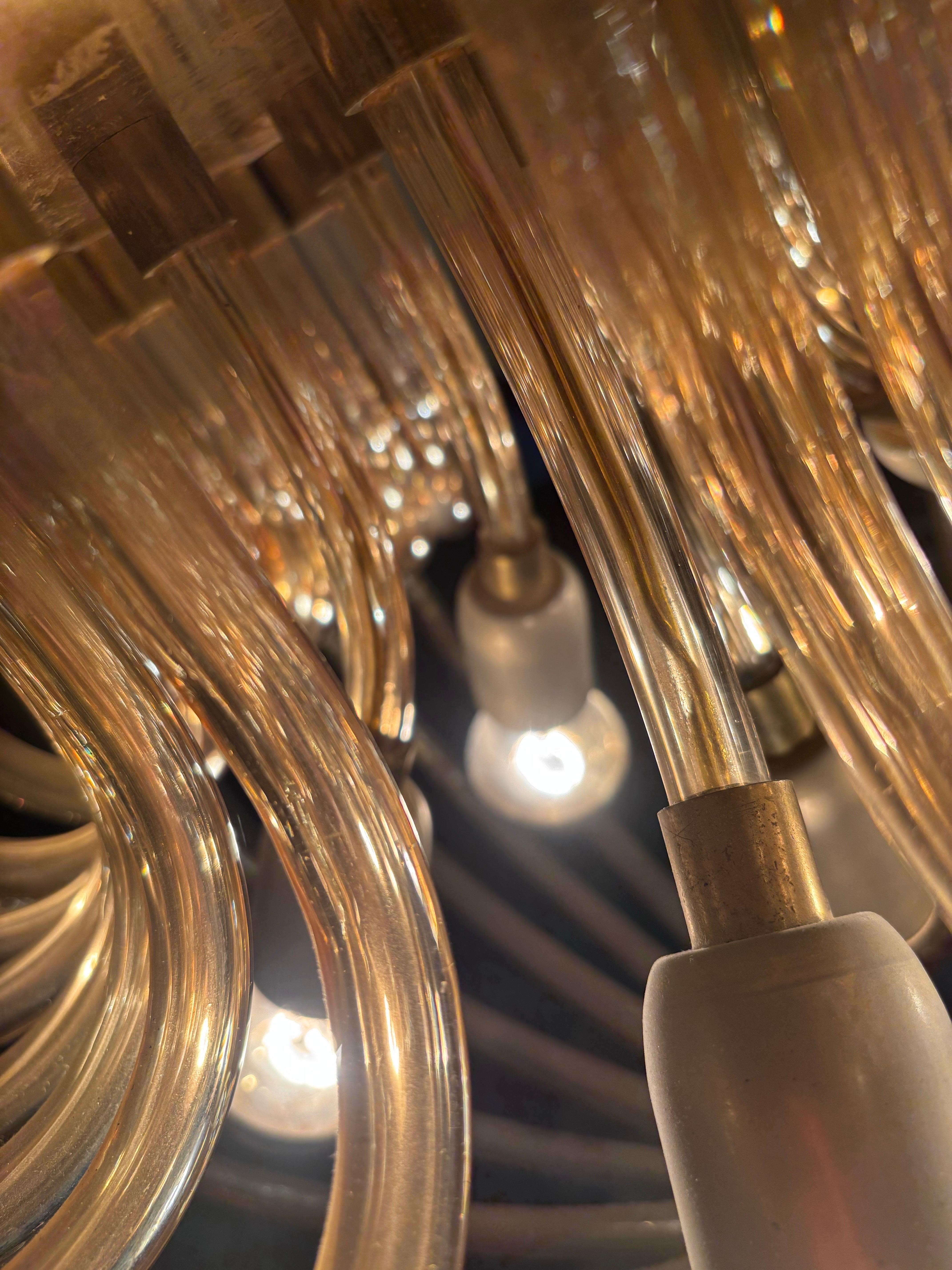 Venini mid-century Murano glass ''Champagne'' chandelier. 8
