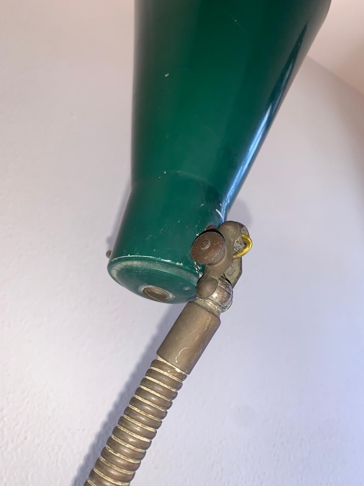 Vintage floor lamp by Giuseppe Ostuni for Oluce, 1950s For Sale 1