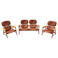 Ensemble de salon de style « Mid-century Modern » comprenant deux fauteuils et un canapé, années 50