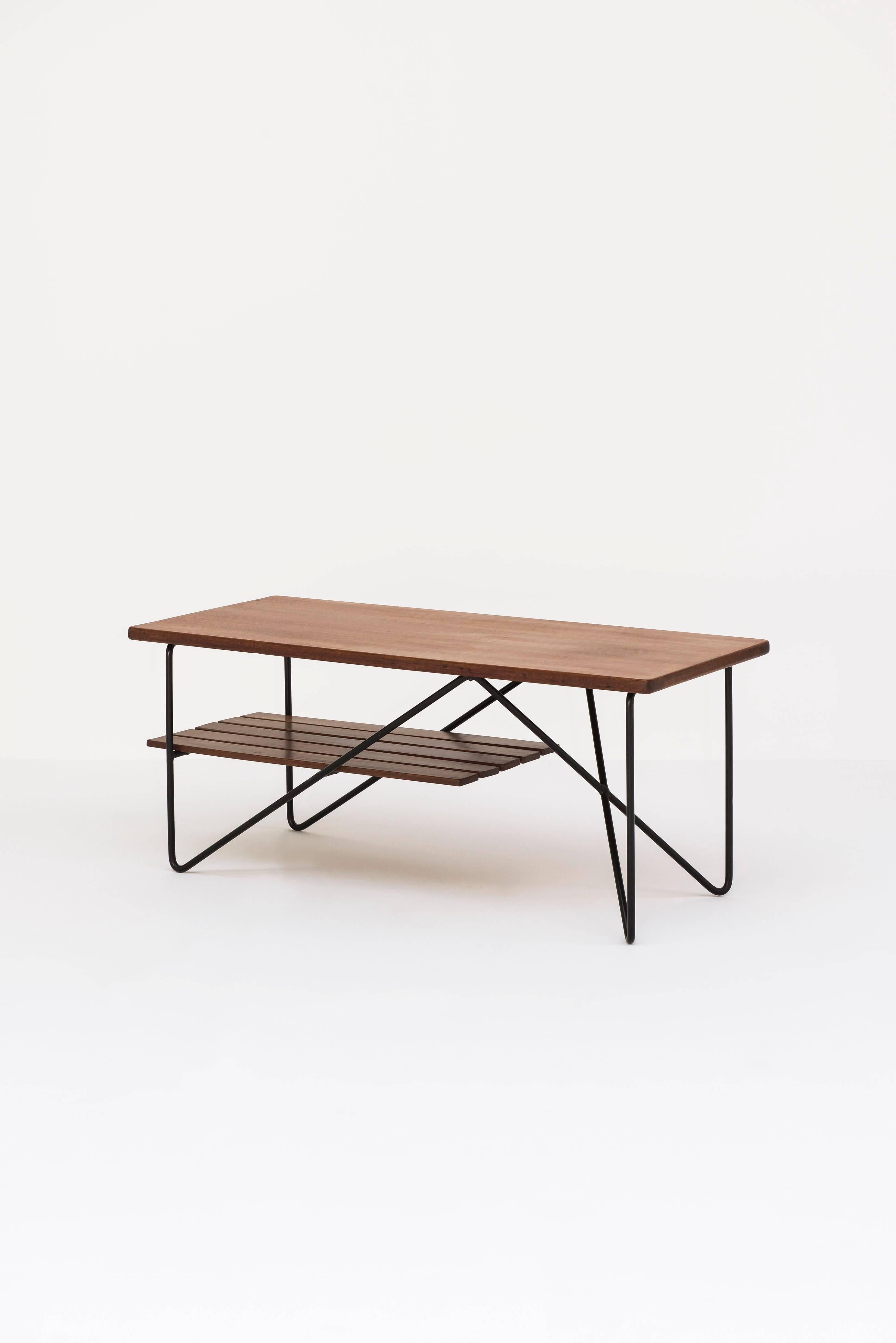 Low Table GC52 by Rene-Jean Caillette, Charron Groupe 4 Edition, 1954 In Good Condition For Sale In Paris, FR