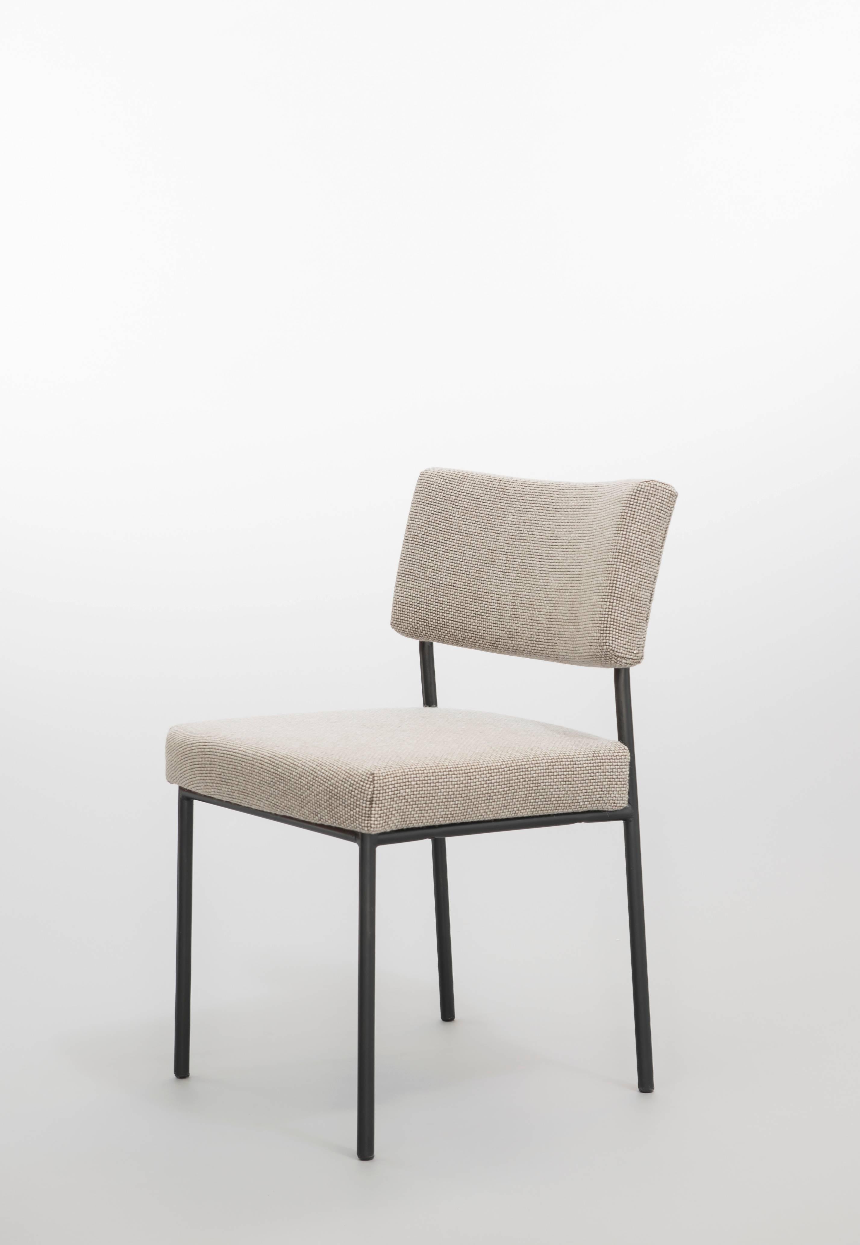 Set of 18 chairs 762 by Joseph-André Motte (1925-2013)
Steiner edition - 1957/1958

Reference:

Favardin P., Steiner et l'aventure du design, Norma editions, 2007, Paris, p. 129