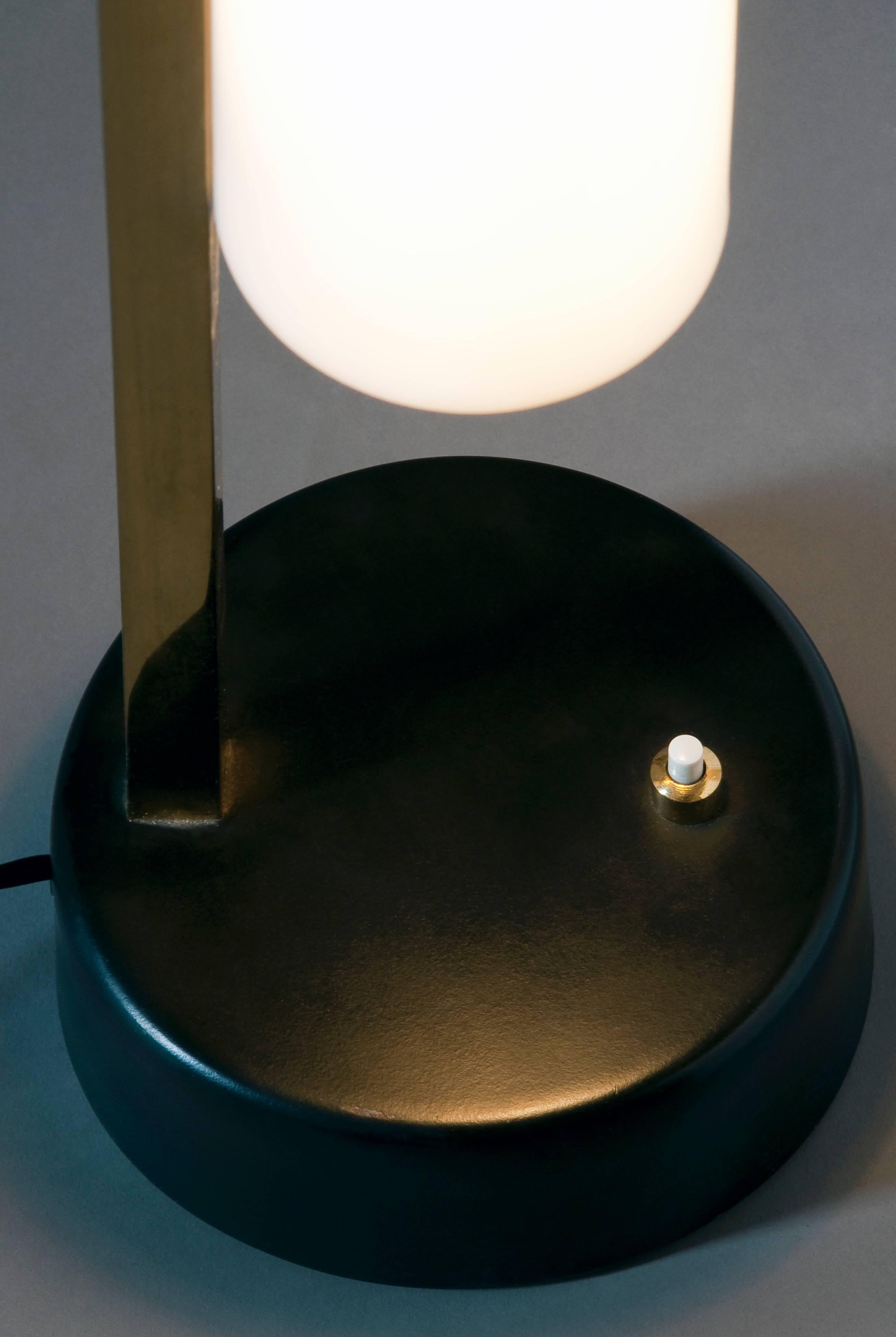 Floor lamp G54 by Pierre Guariche (1926-1995)
Pierre Disderot edition - 1959

One of the very last light designed by Pierre Guariche.