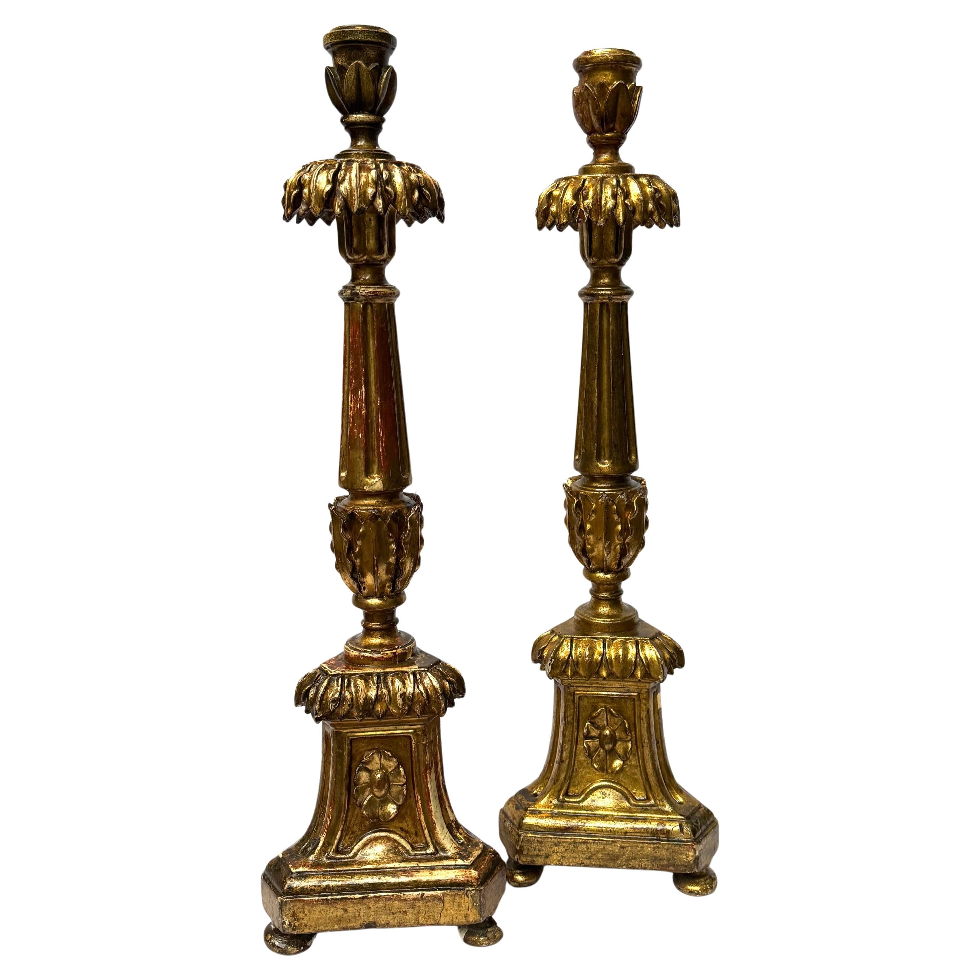 Coppia di grilli da altare in legno dorato italiano del XIX secolo in vendita 2
