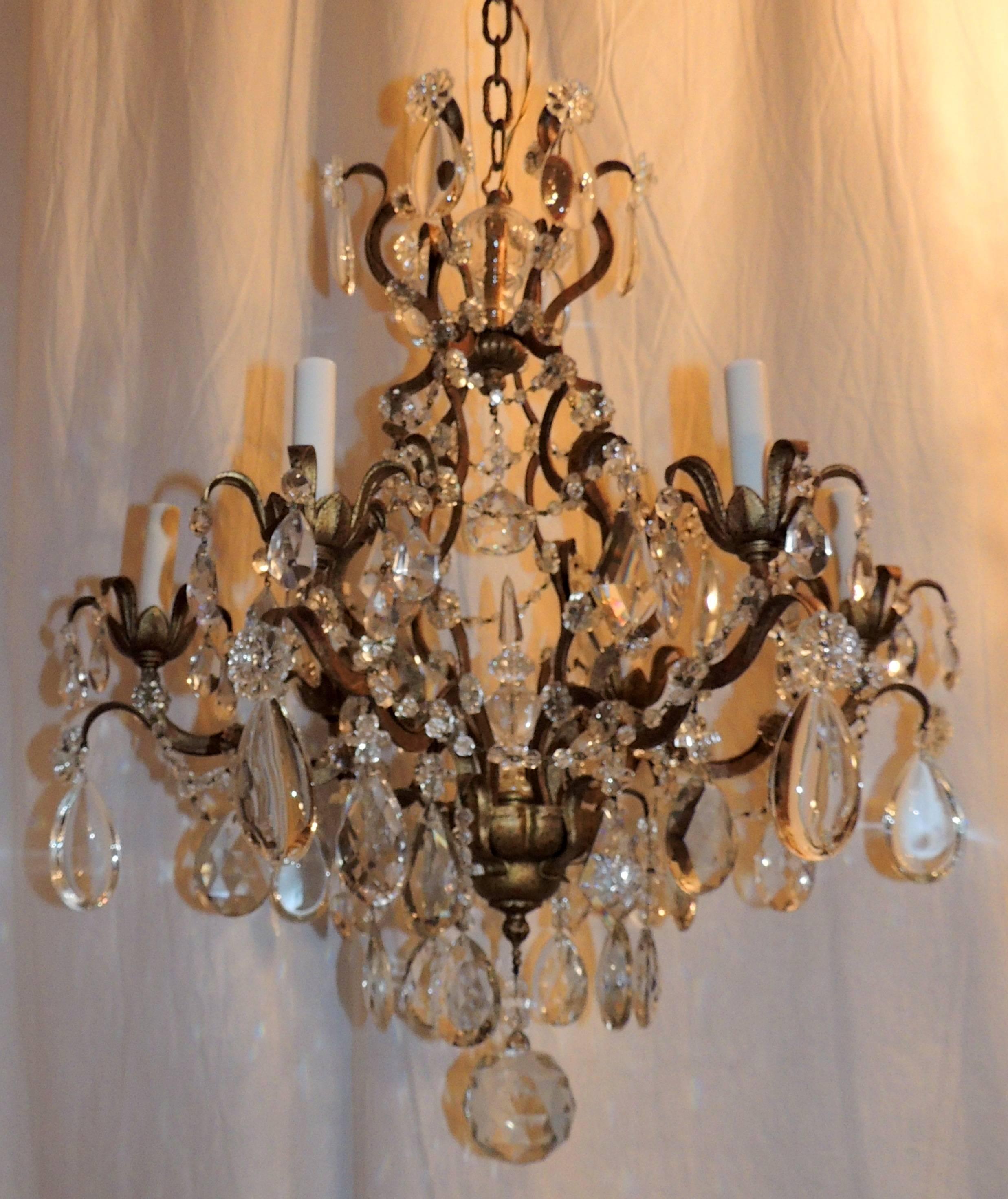 Wonderful French Bronze Gilt and Cut Crystal Baguès Chandelier Beaded Fixture 3