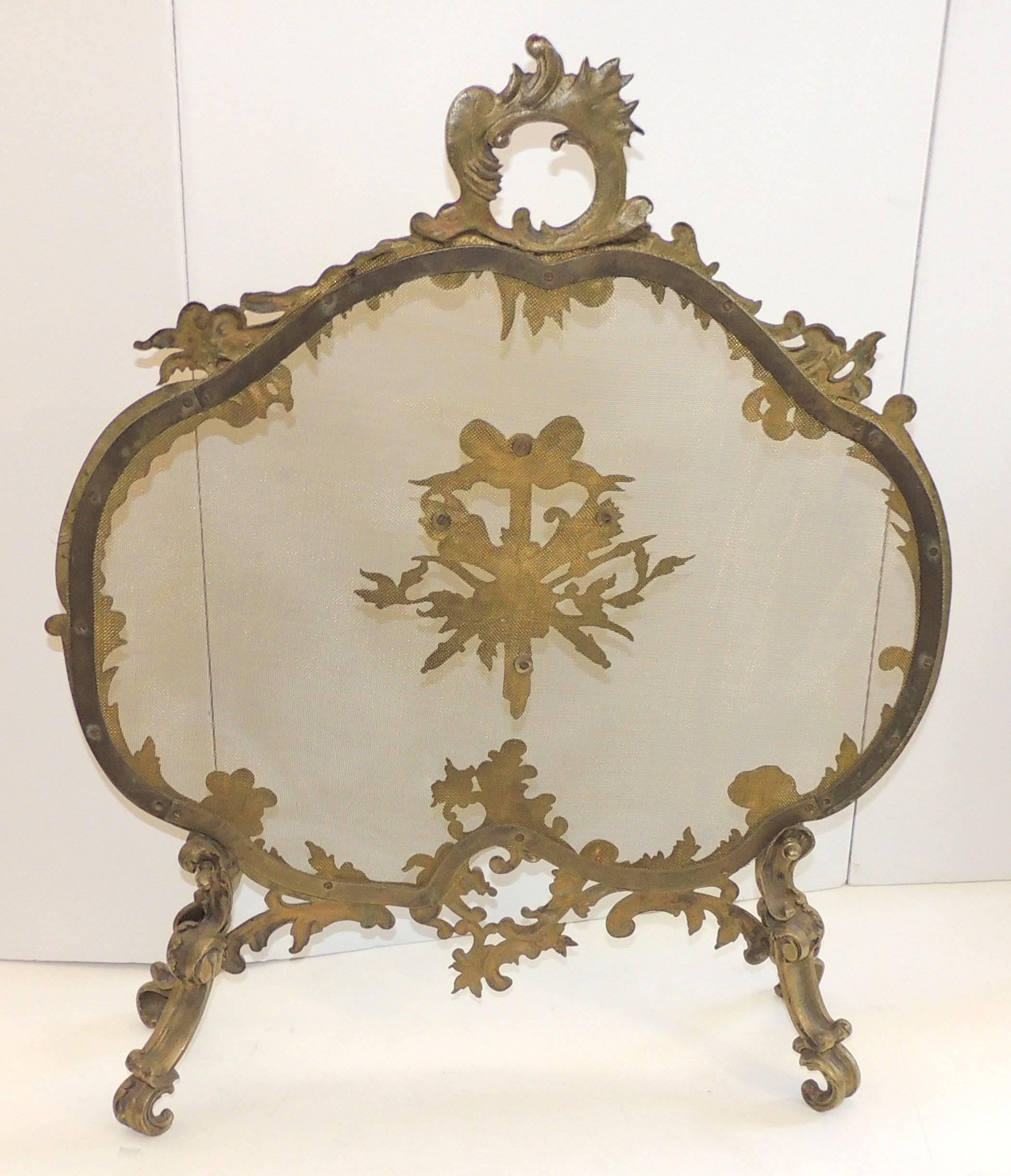 Wonderful French Bronze Gilt Fire Place Screen Filigree & Bows Firescreen  For Sale 4