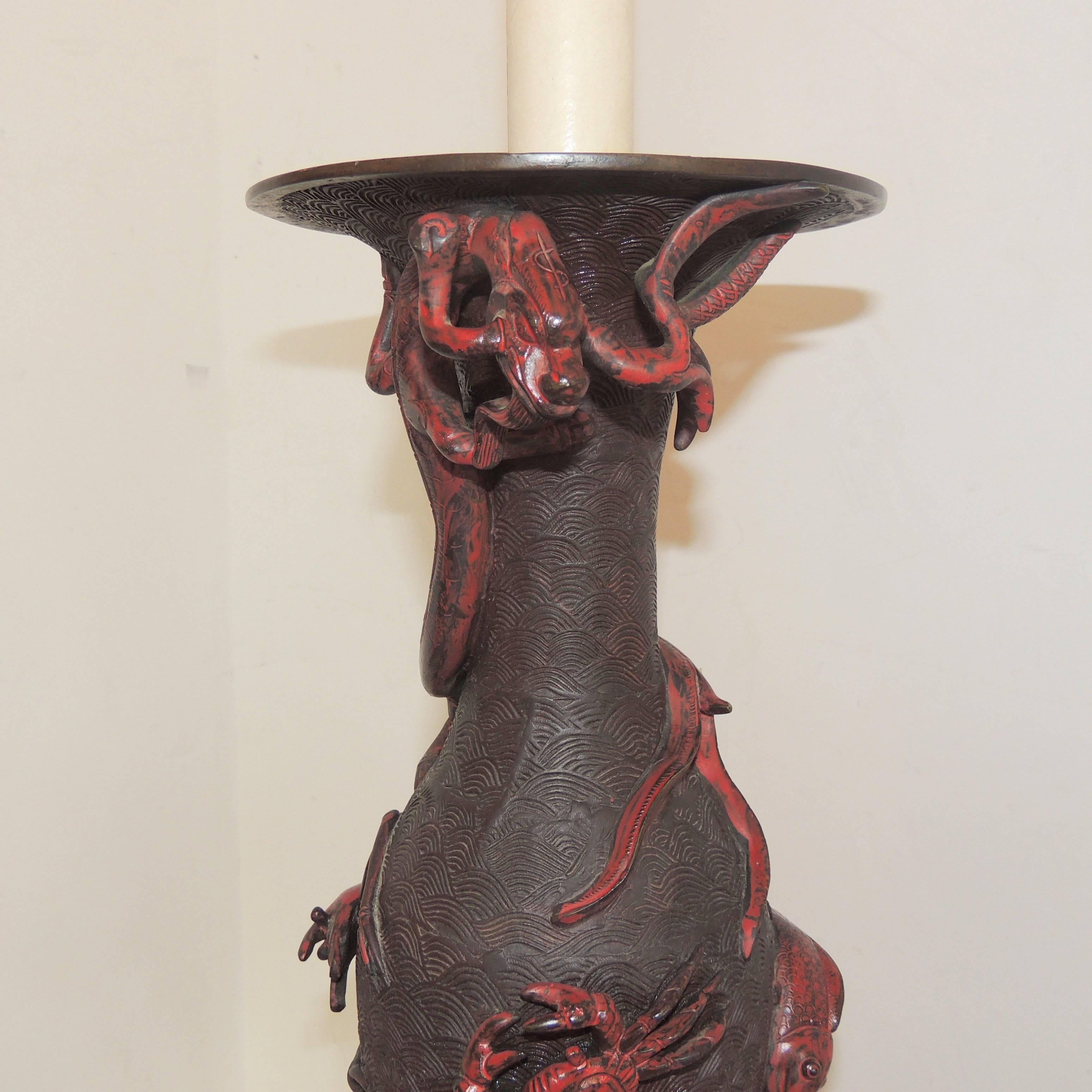 Wonderful Asian Pair Patinated Bronze Japanese Lamps Dragon Frogs Lobster Crabs 1