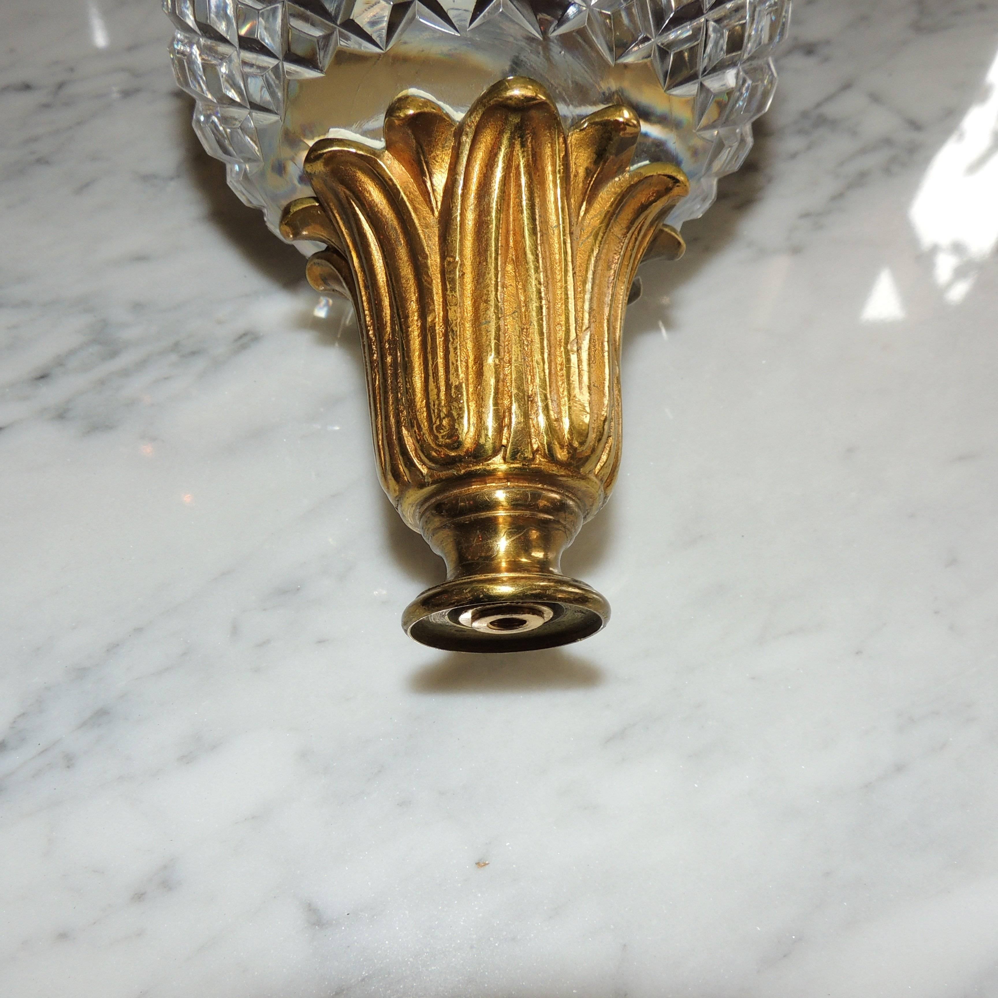 Grand Diamond Beveled Cut Crystal Gilt Doré Bronze Newell Post Banister Finial In Good Condition In Roslyn, NY