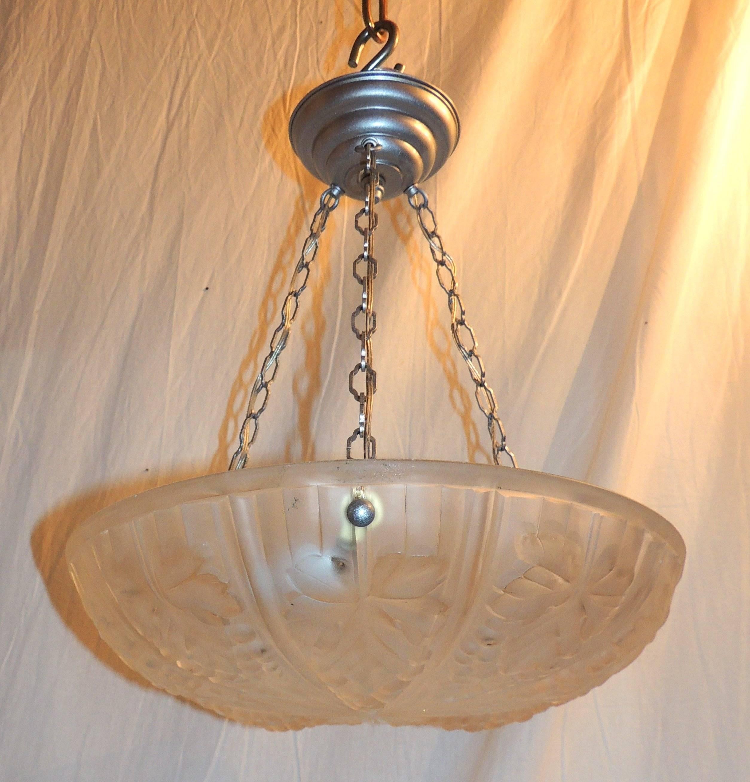 Wonderful French Art Deco Silver Frosted Glass Three-Light Chandelier Fixture For Sale 1