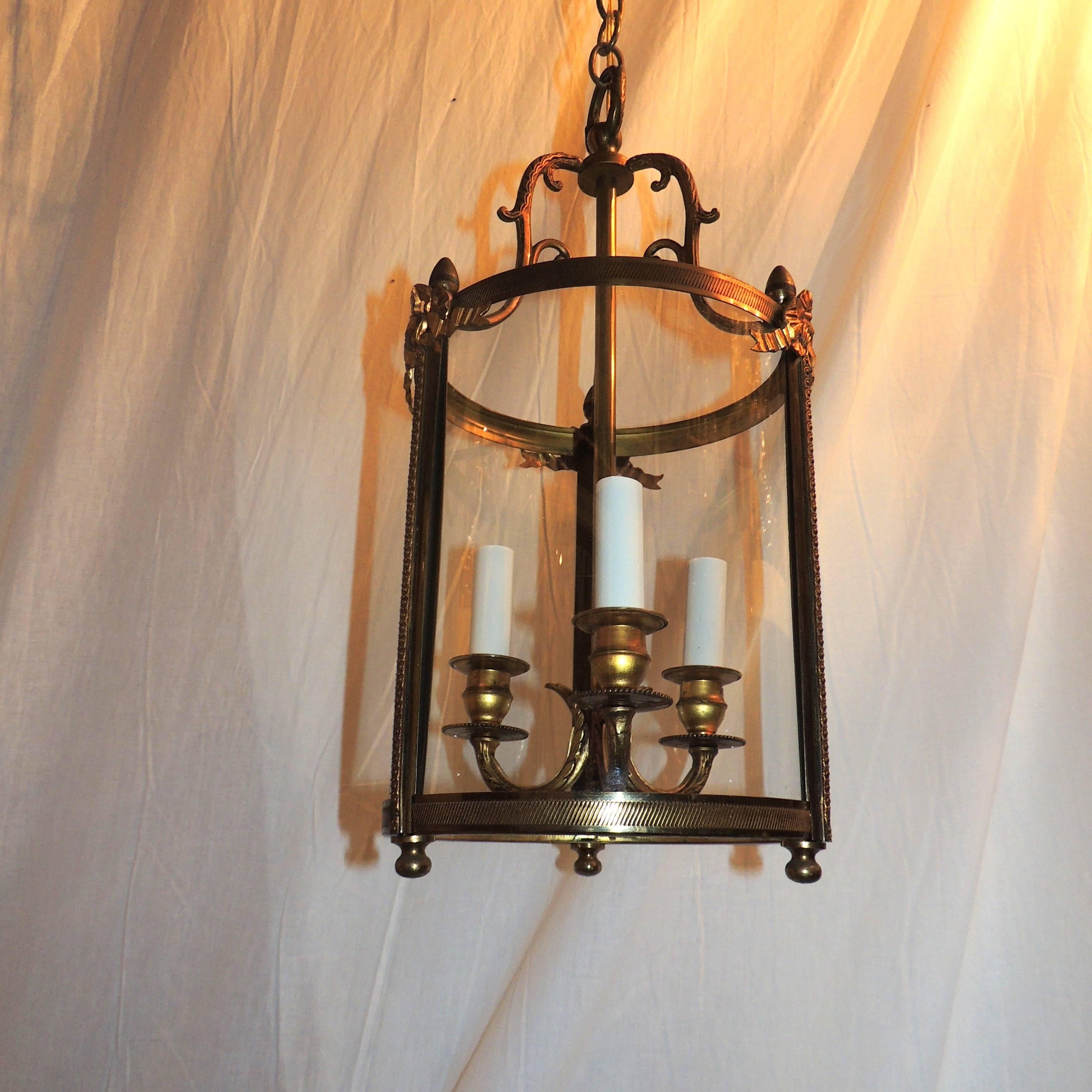 Wonderful French Ribbon Bow Gilt Bronze Three-Light Lantern Chandelier Fixture In Good Condition For Sale In Roslyn, NY
