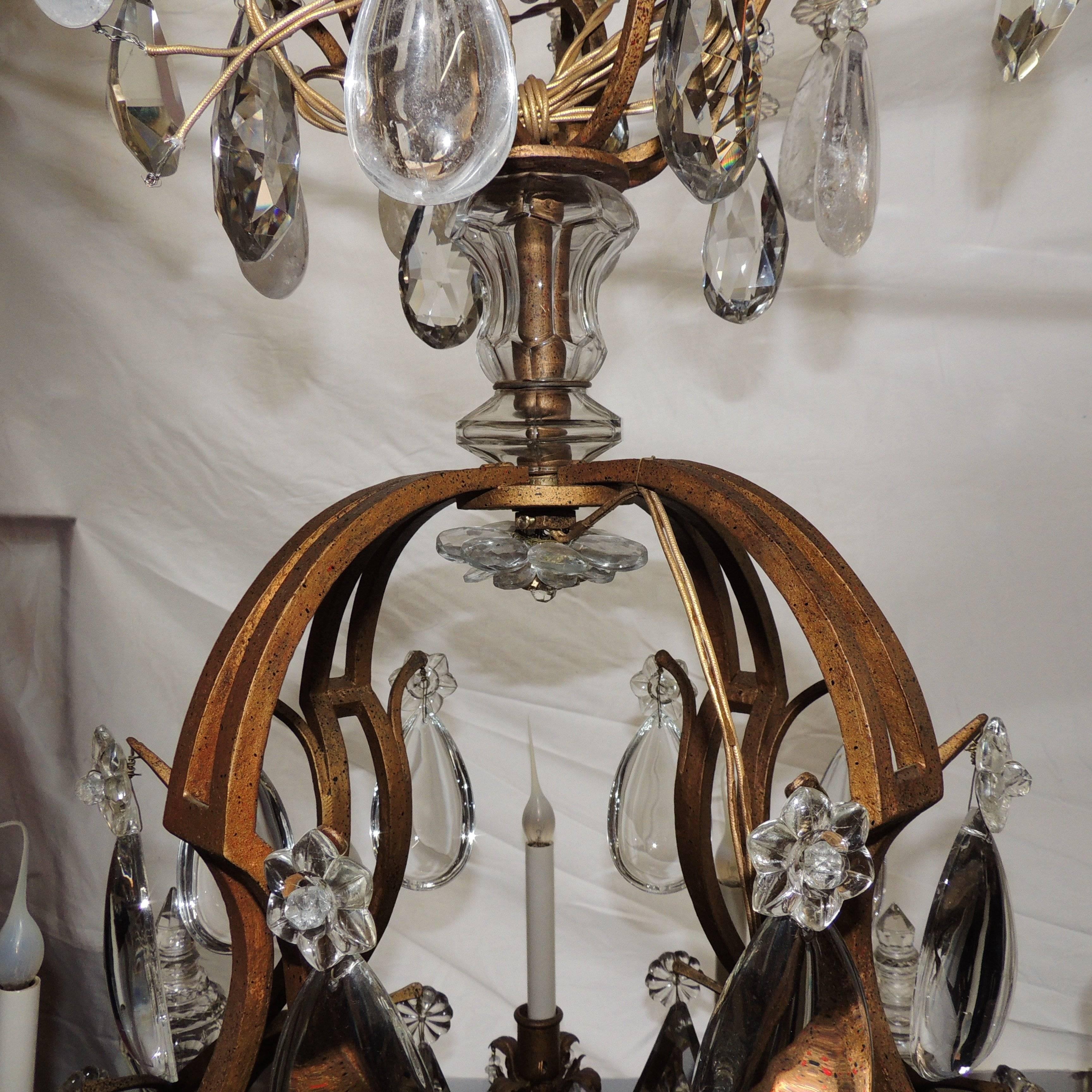 Majestic Gilt French Twelve-Light Rock Crystal Large Chandelier Bagues Fixture In Good Condition For Sale In Roslyn, NY