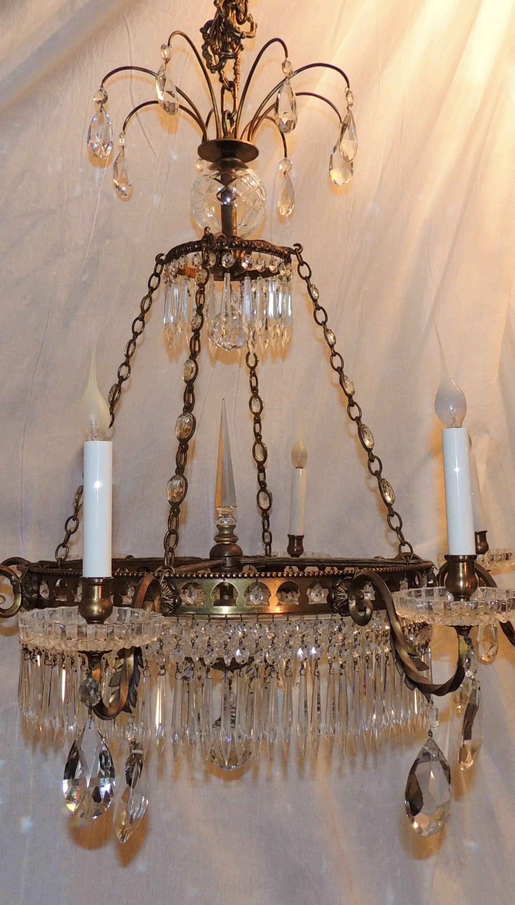Français Merveilleux lustre néoclassique français Regency Empire Crystal 12 lumières en vente