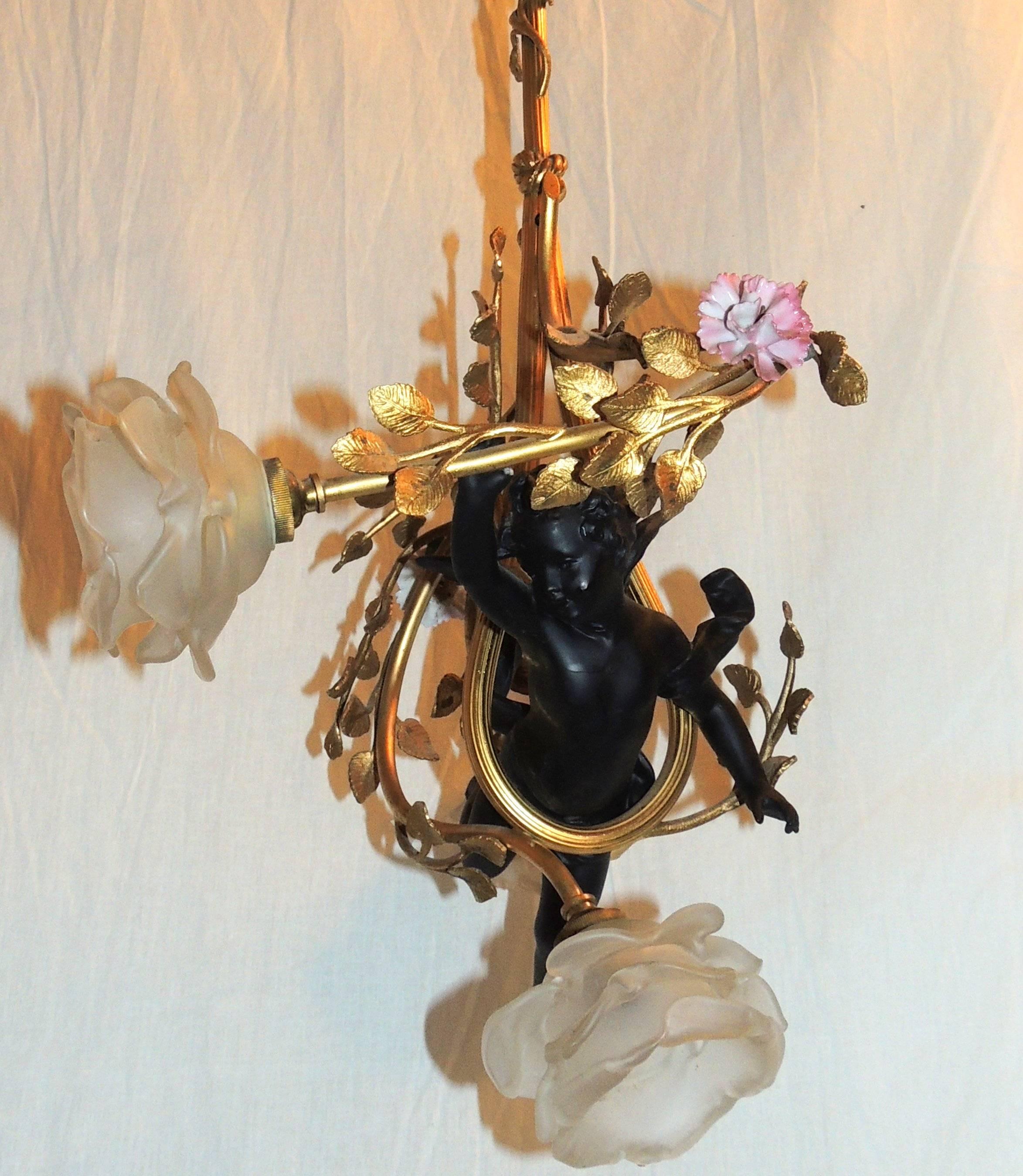 Wonderful French Bronze Bow Top Patinated Cherub Putti Porcelain Flowers Fixture In Good Condition In Roslyn, NY