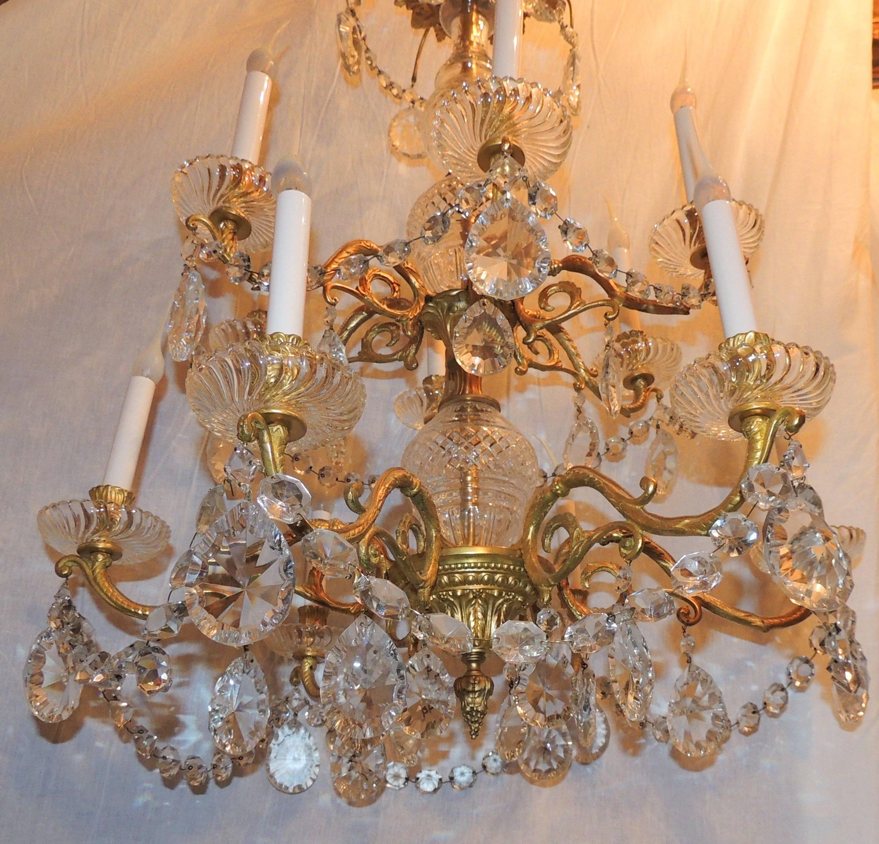 French Three-Tier 12-Arm Cut Crystal Dore Bronze Chandelier Floral Fixture For Sale 2