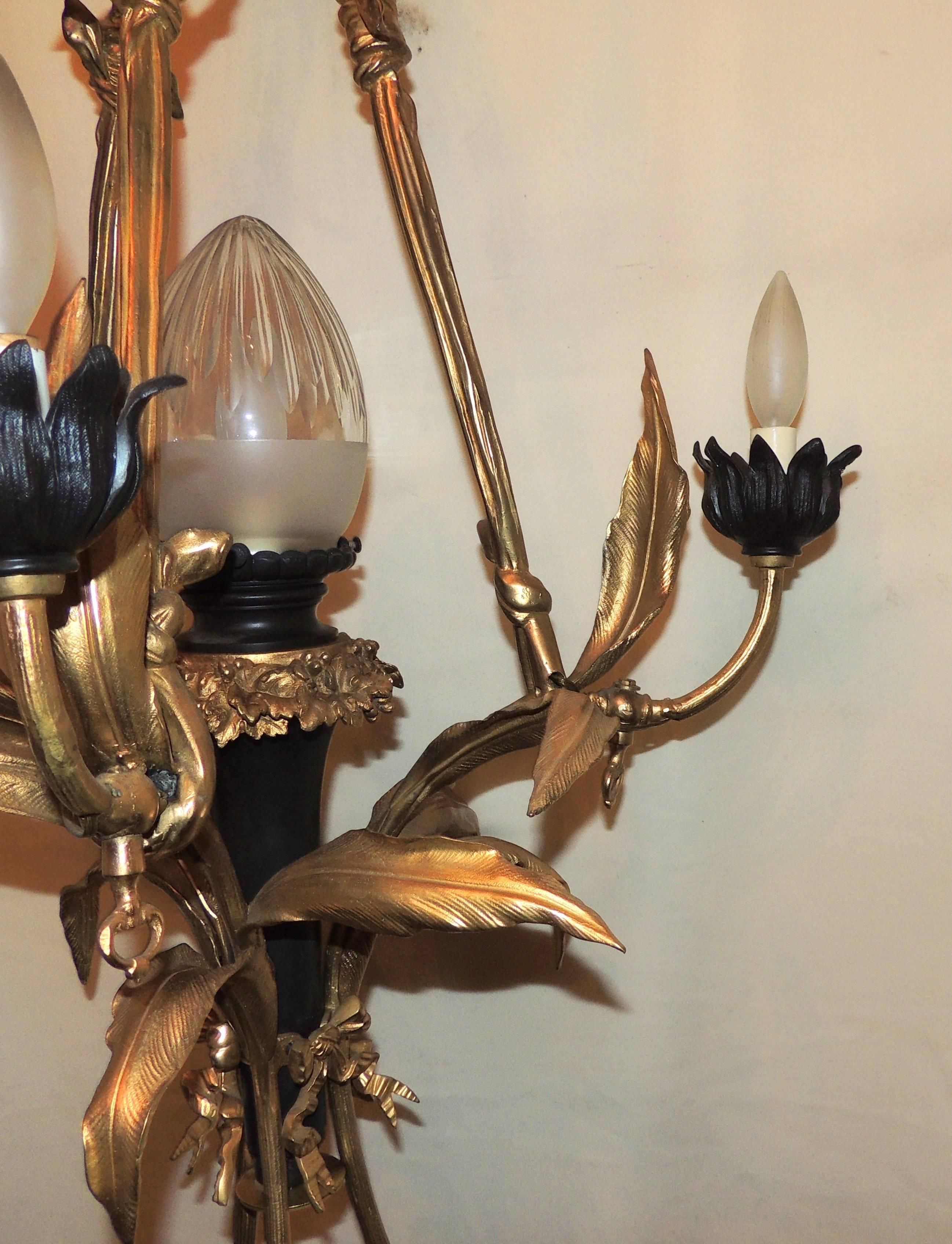 Wonderful French Doré Patina Bronze Bow Neoclassical Crystal Shade Chandelier For Sale 1