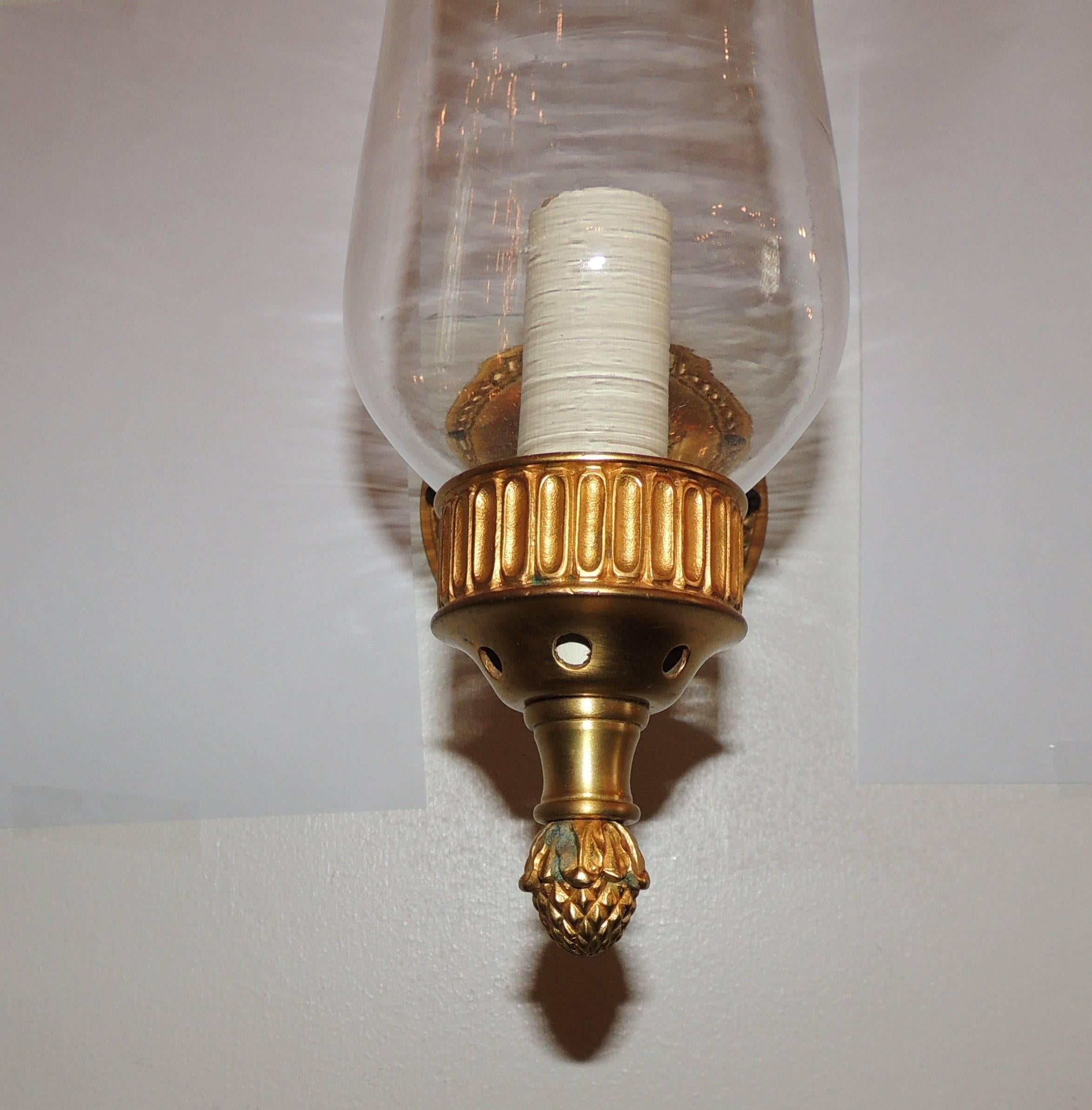 Handsome Pair French Gilt Bronze Rosette Hurricane Glass Shade Sconces Fixtures In Good Condition In Roslyn, NY