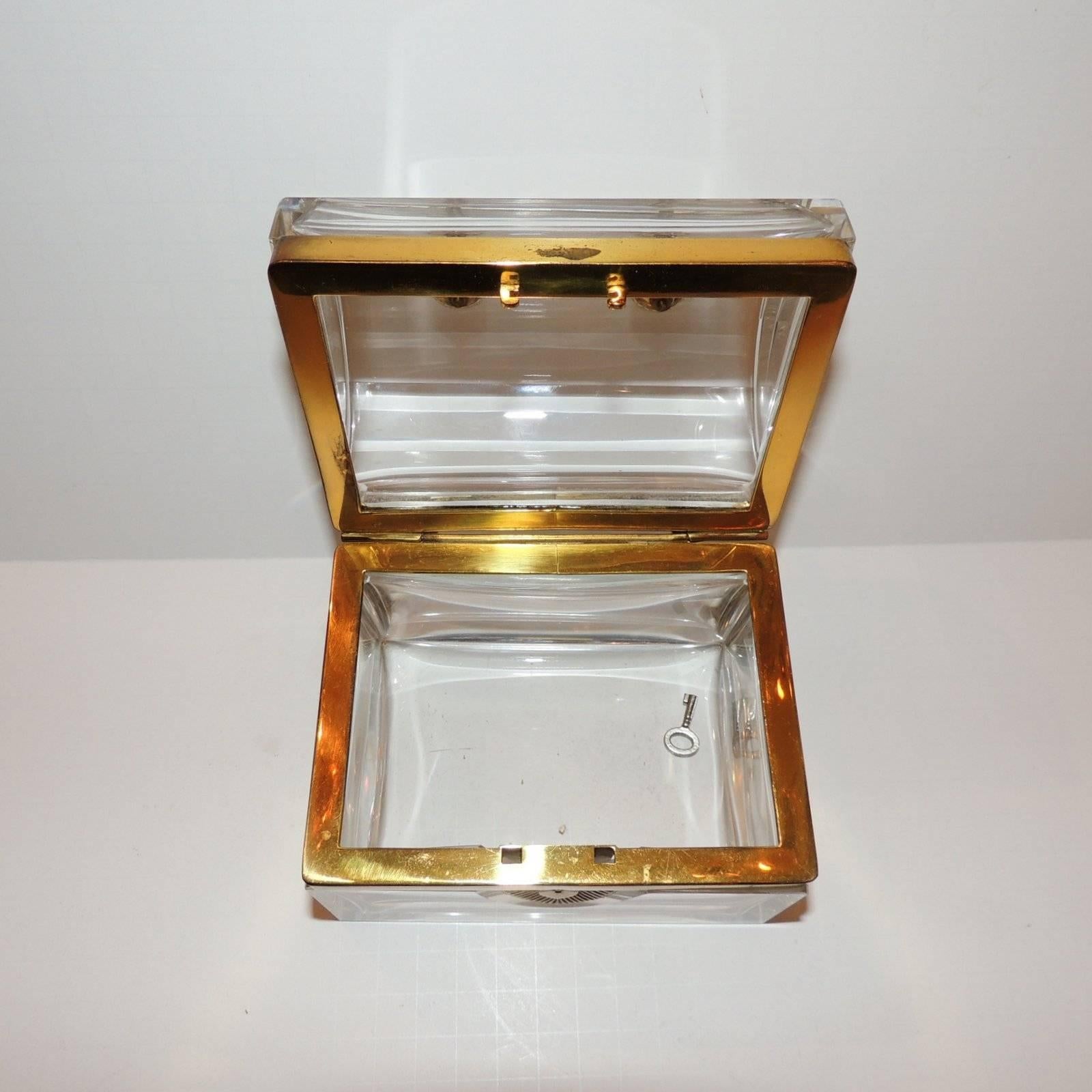 Beautiful French Dome Handled Clear Crystal Glass Doré Bronze Casket Jewelry Box 2