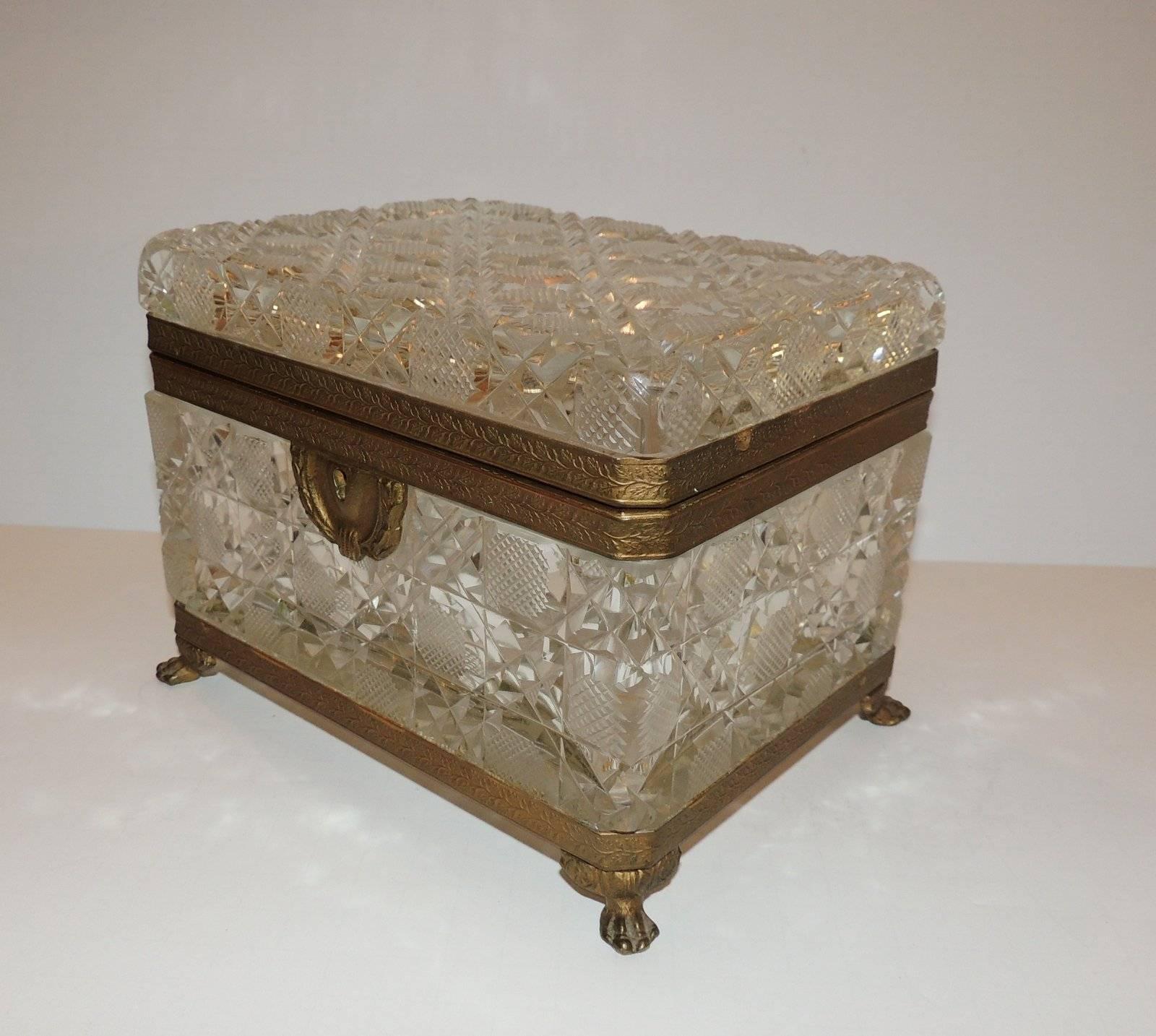 Belle Époque Wonderful French Faceted Crystal Bronze Ormolu-Mounted Footed Casket Jewelry Box